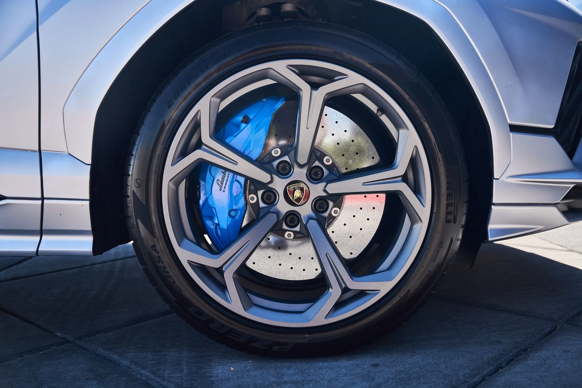 mph020_2498746196_Used_2024_Lamborghini_Urus_S_1775866713_9730d855b6