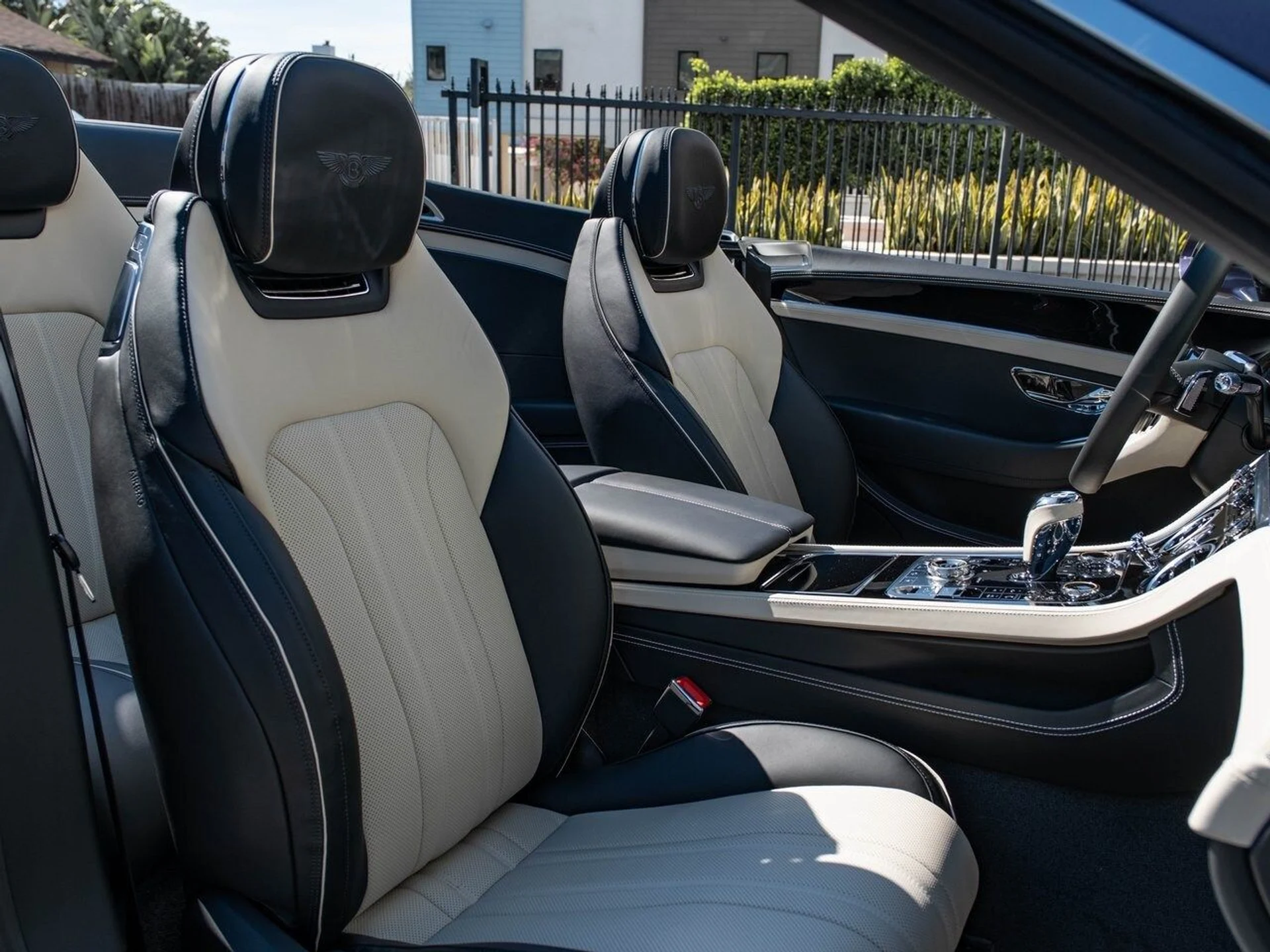 mph020_2500603994_62c912eafe3fc93ef18cf9ceac72128fx_5e4d3910c0