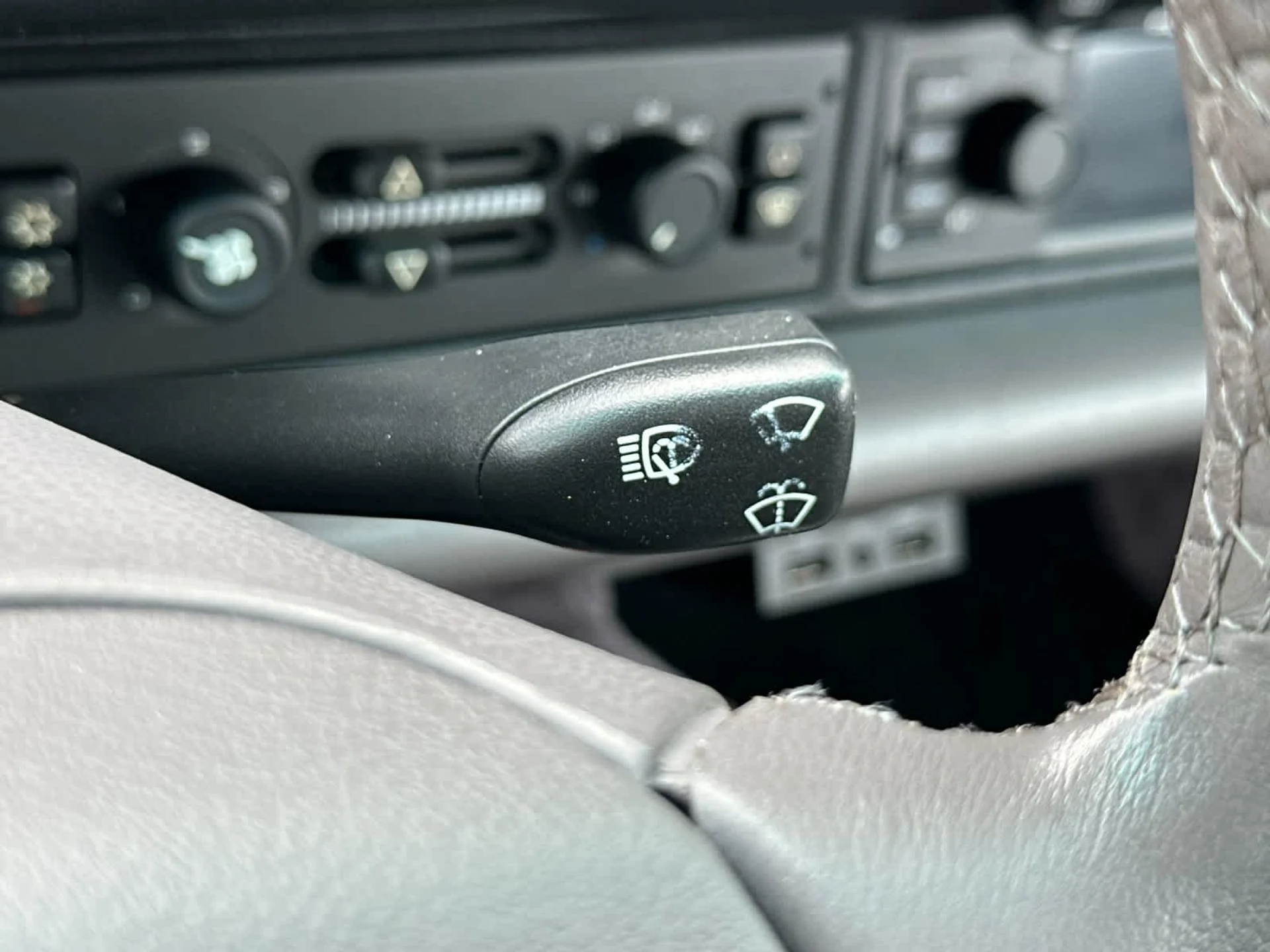 mph020_250130625_21_e236641327