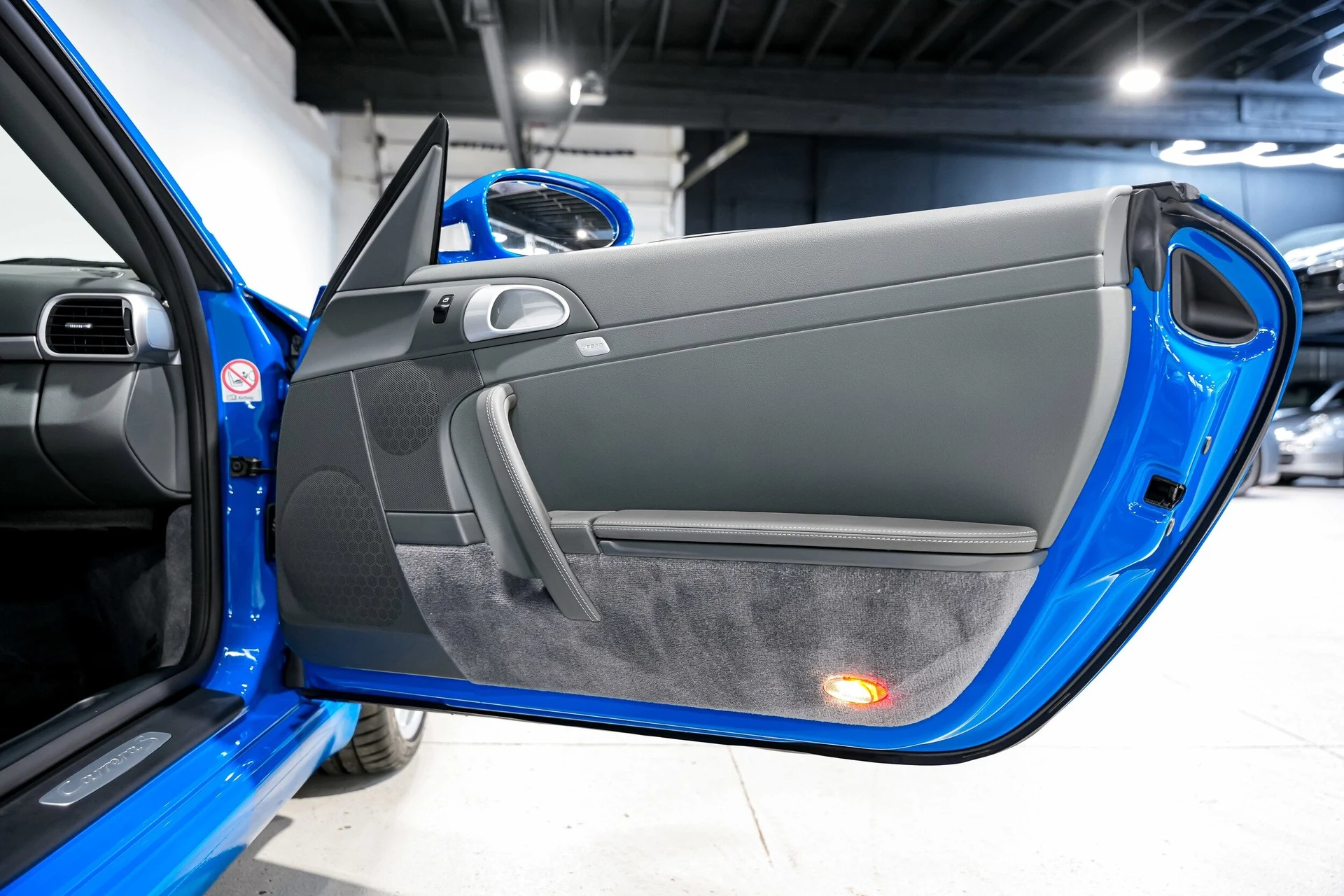 mph020_2506110951_8d365639cbbaf695baf5a6f8a3e2393fx_e375fde836