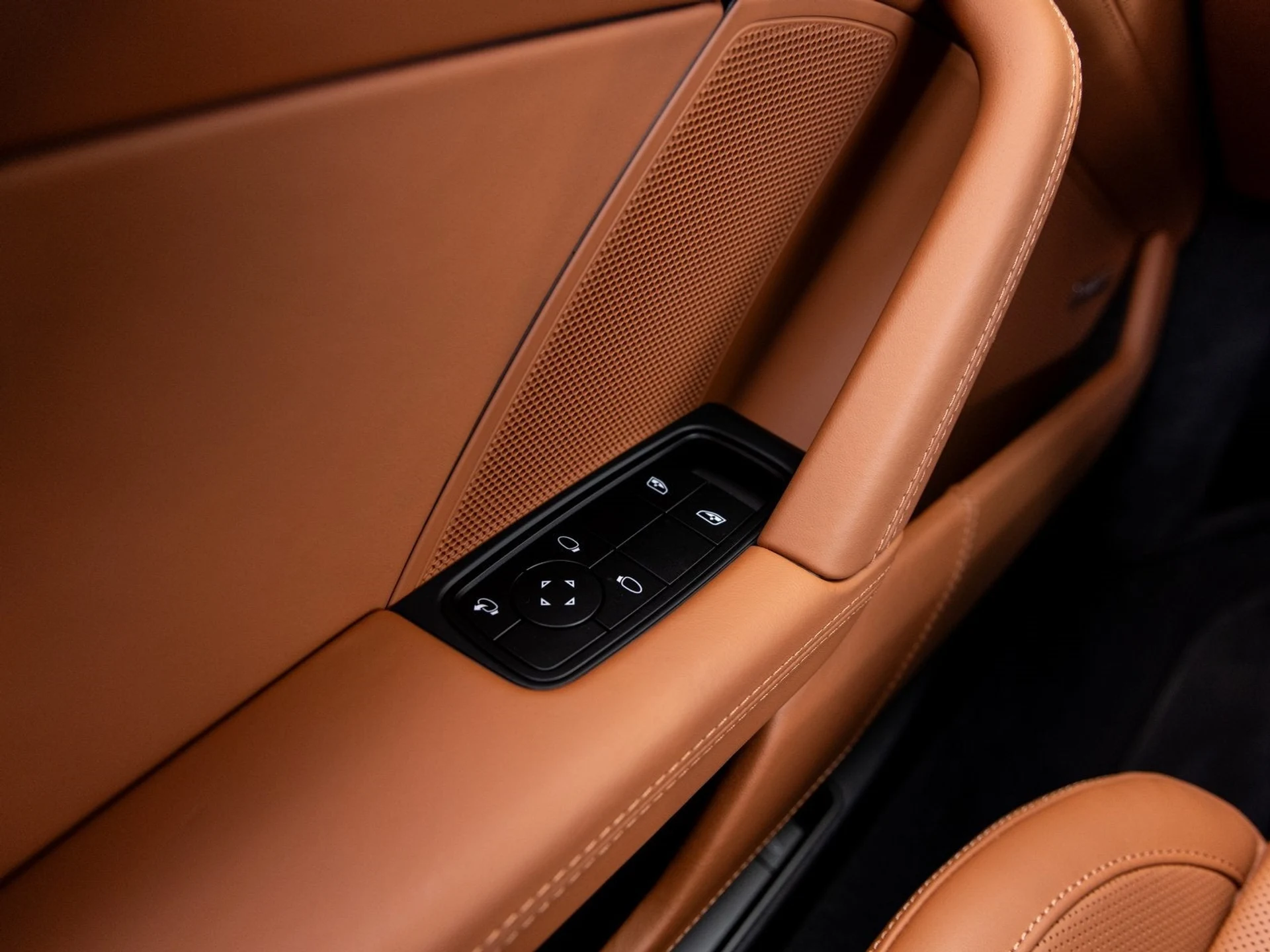 mph020_2506832473_21_25ca477f99