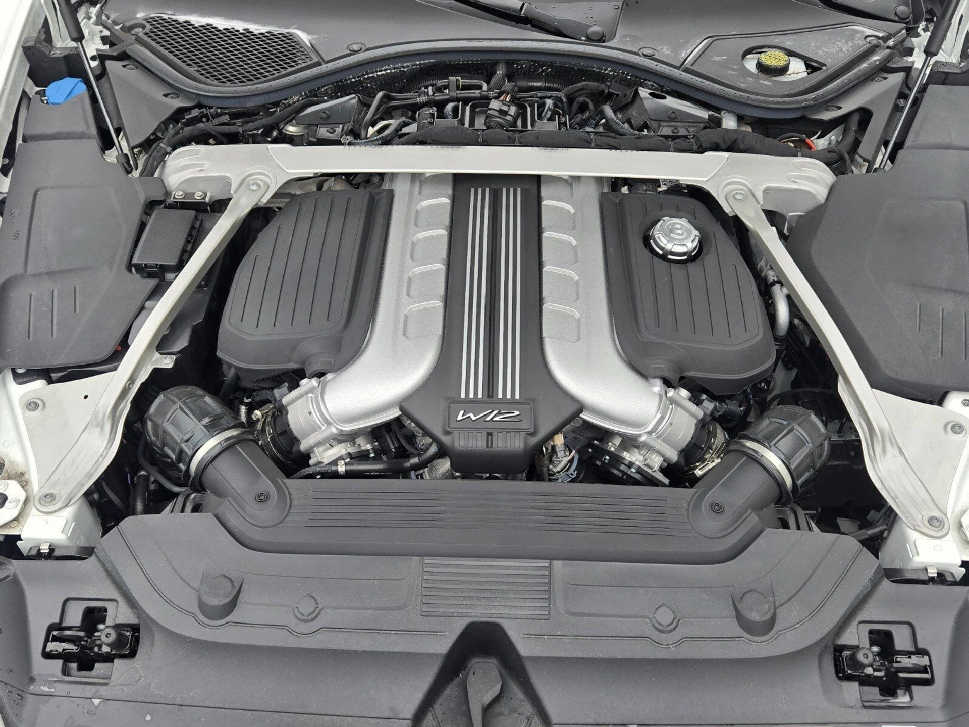 mph020_2507387597_c6026128c2131fe55f9380e7f4de9fddx_ca4ca1f89d