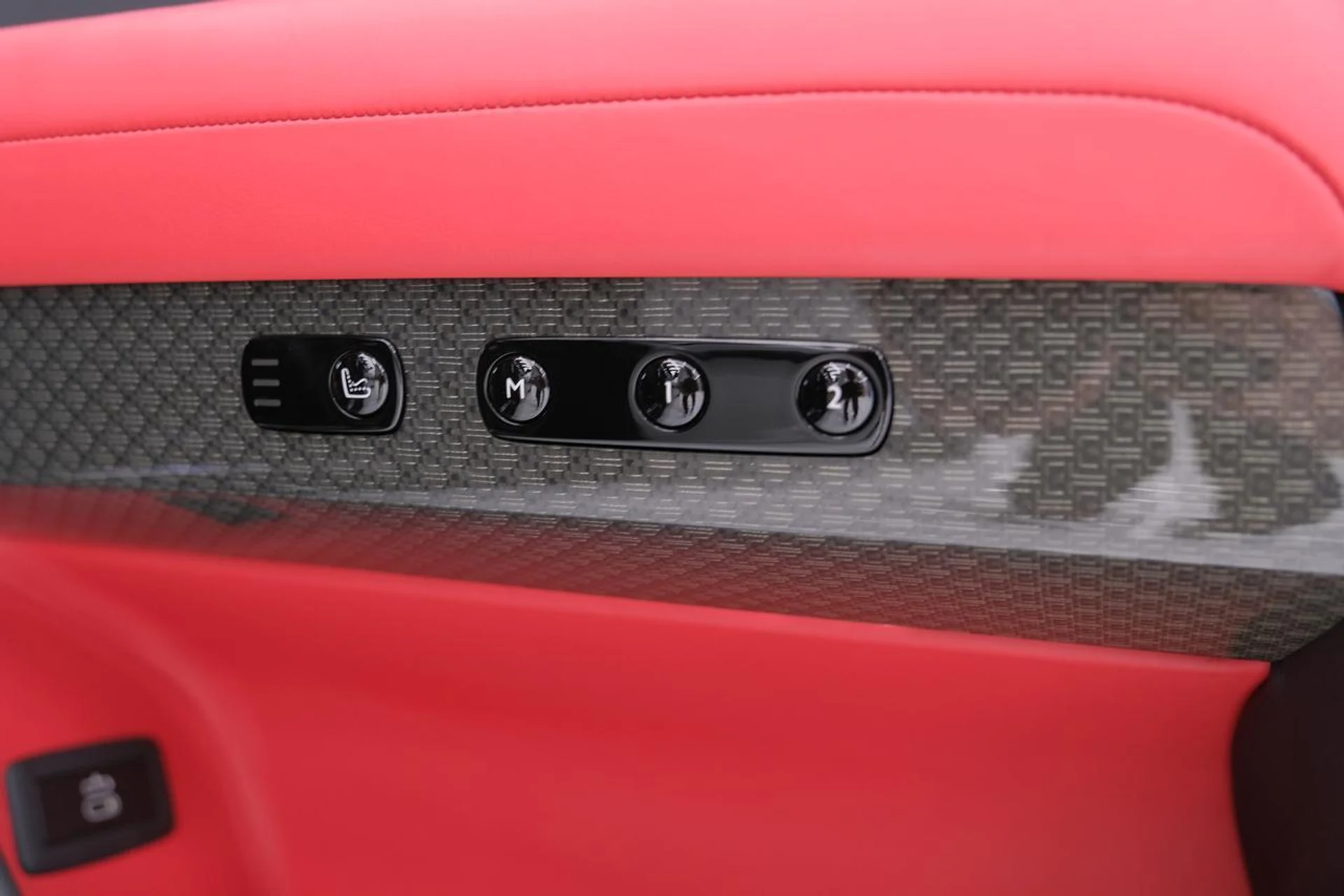 mph020_250746870_9b7d200e11bdbf10f84df0f1fafafcce_b4314b47a2