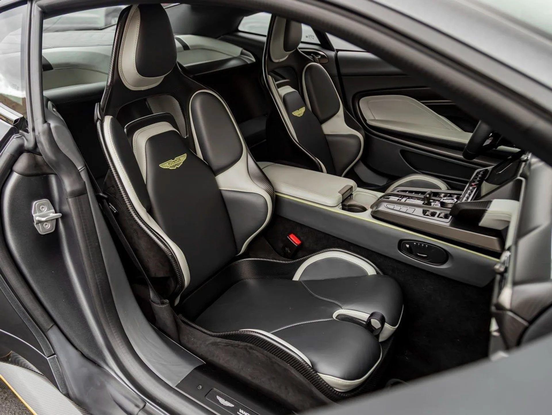 mph020_2514130358_21_190a42c438