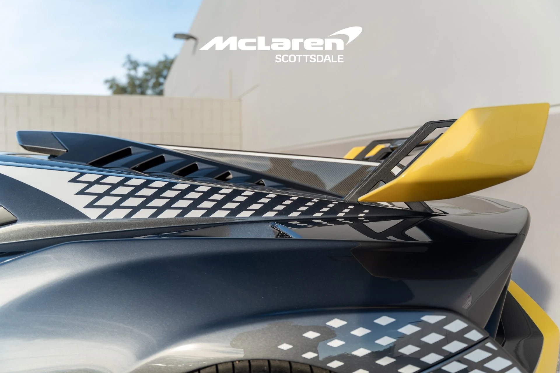 mph020_2515920786_Used_2022_LAMBORGHINI_HURACAN_STO_STO_1768681389_acc57568b0