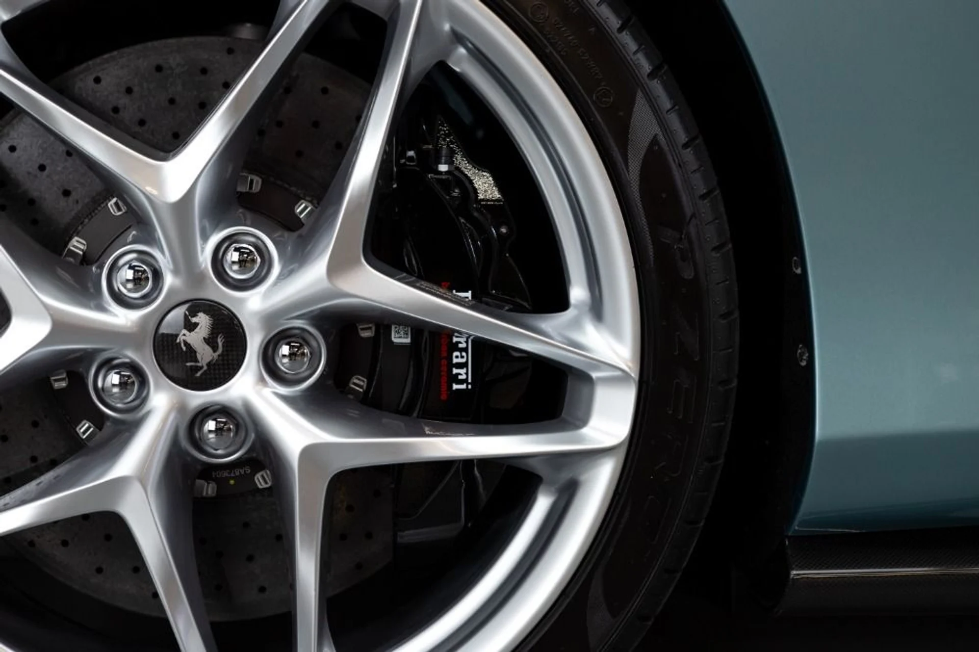 mph020_251826098_Used_2024_Ferrari_Roma_Spider_c82f47c71e