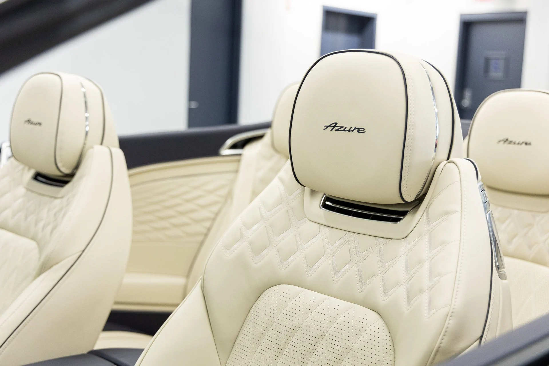 mph020_2521406928_400d8e10384f0a79ad05c98eb360729fx_42224b03c9