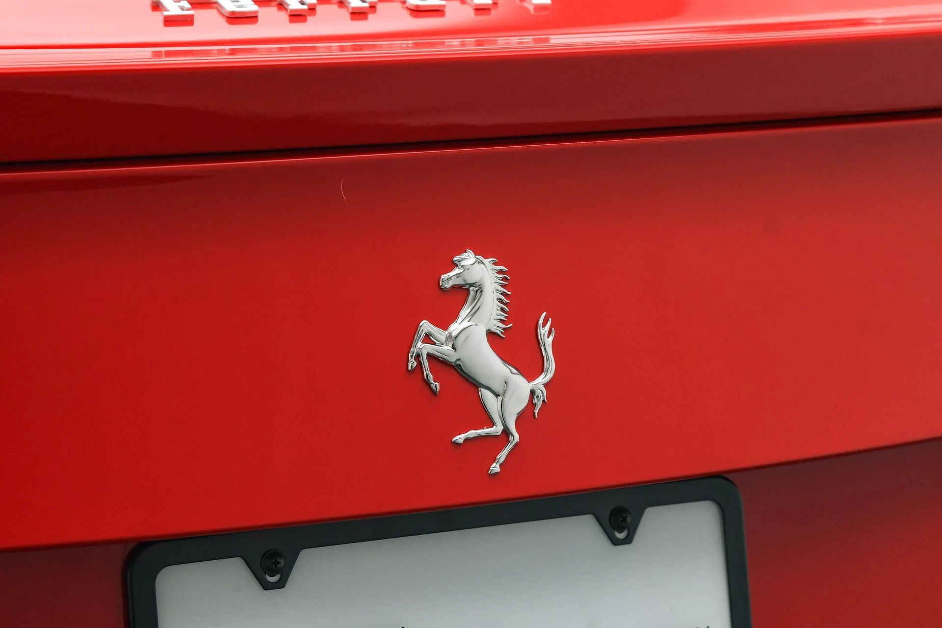 mph020_2526677900_Used_2017_Ferrari_F12_Berlinetta_1757453960_60b04b5cab
