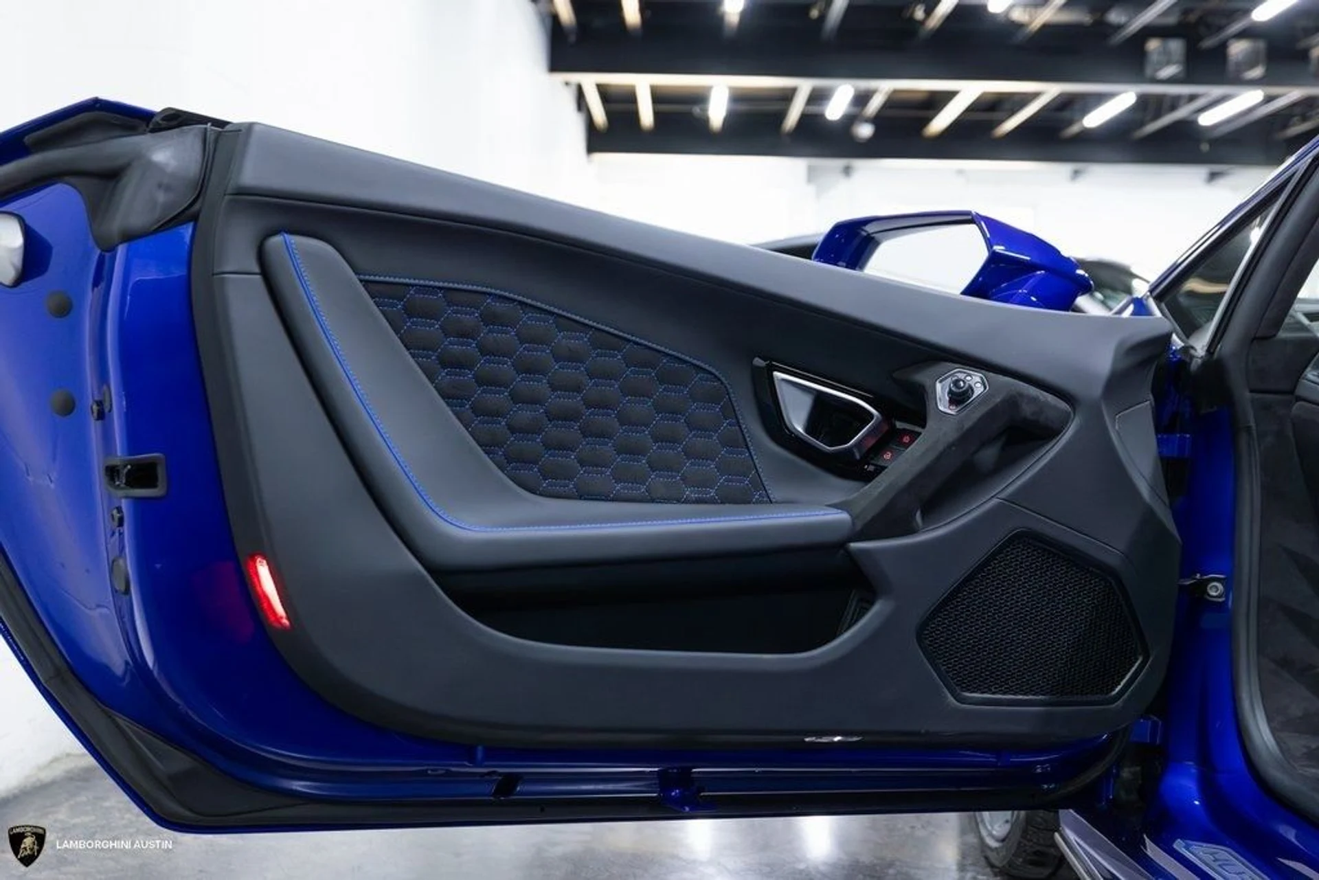 mph020_2527718139_8c2226e7a1a90fe77ccdb160b27f8407x_da572d5d33