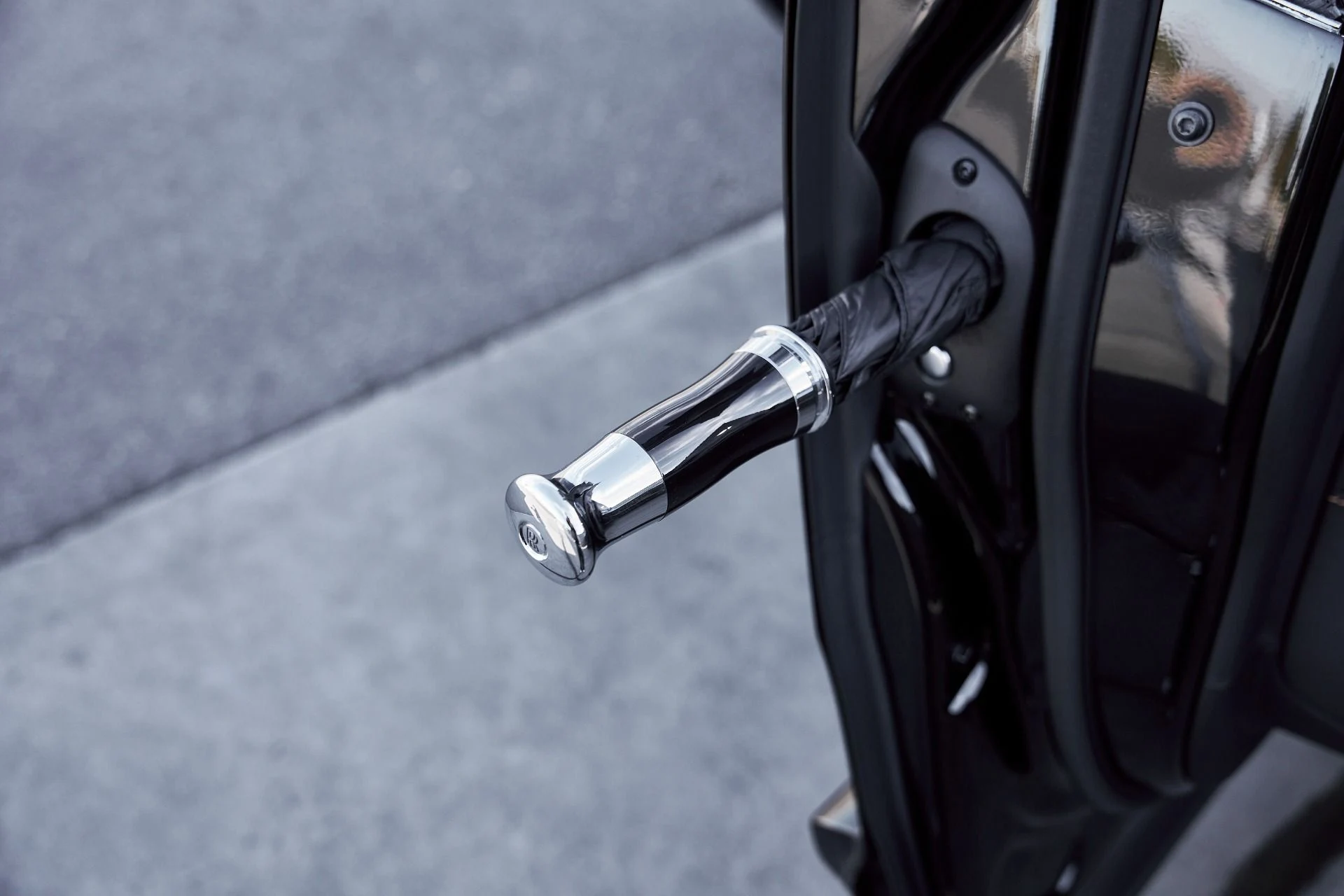 mph020_2527948952_Used_2022_Rolls_Royce_Cullinan_Black_Badge_1768359468_e15afb210f