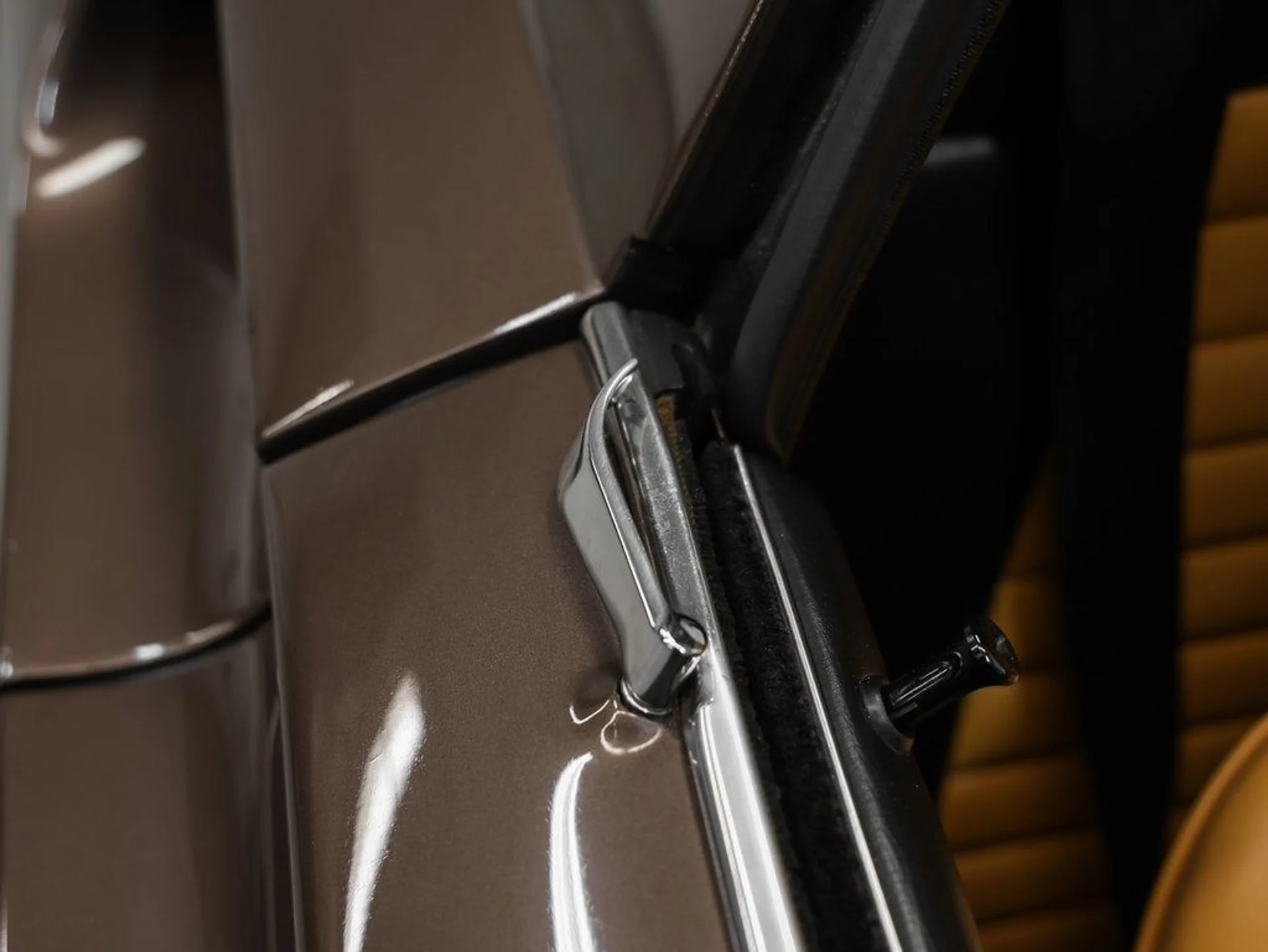 mph020_2531490953_21_f43f2b0987