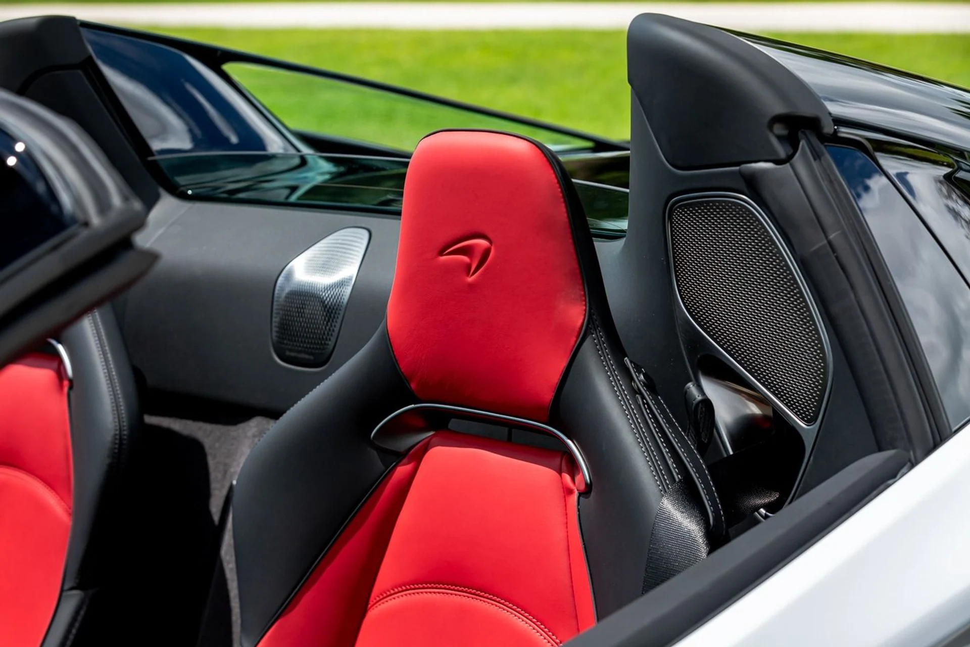 mph020_2545306882_446_p21_l_8ea05ae403