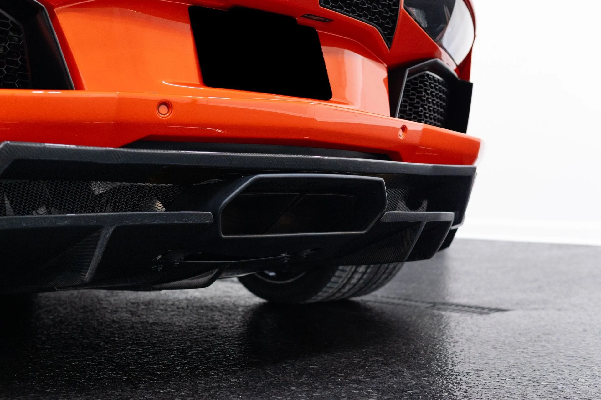 mph020_2547368584_Used_2012_Lamborghini_Aventador_LP_700_4_1769493534_a9b417f47a