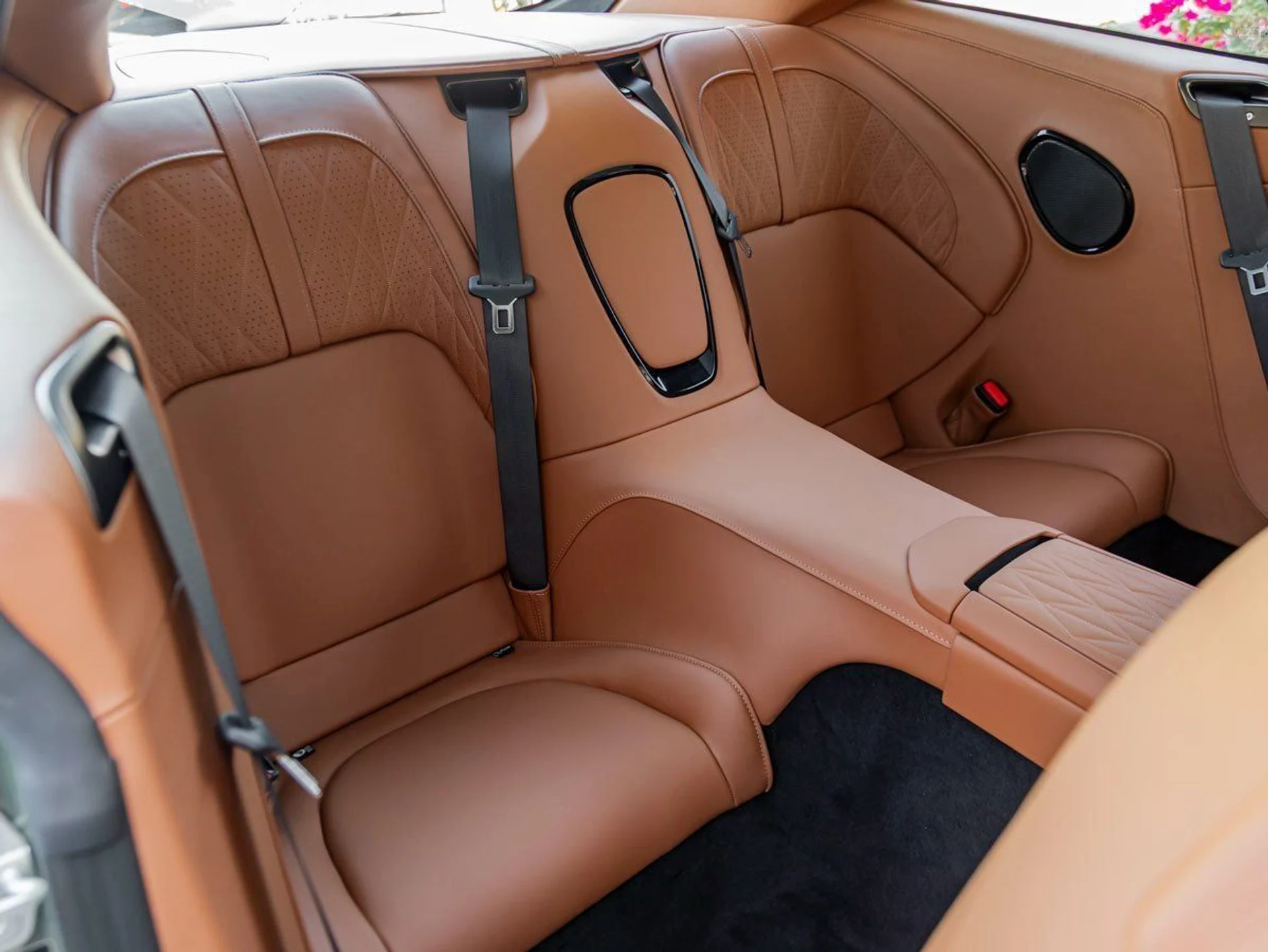 mph020_2549994392_21_7ed5aa3a62