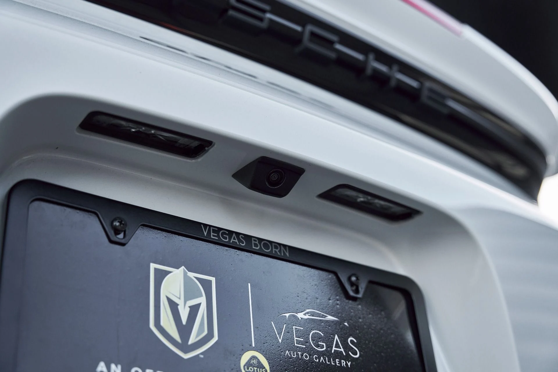 mph020_2556816011_Used_2024_Porsche_718_Cayman_GT_4_RS_1766514158_8ae576f42e