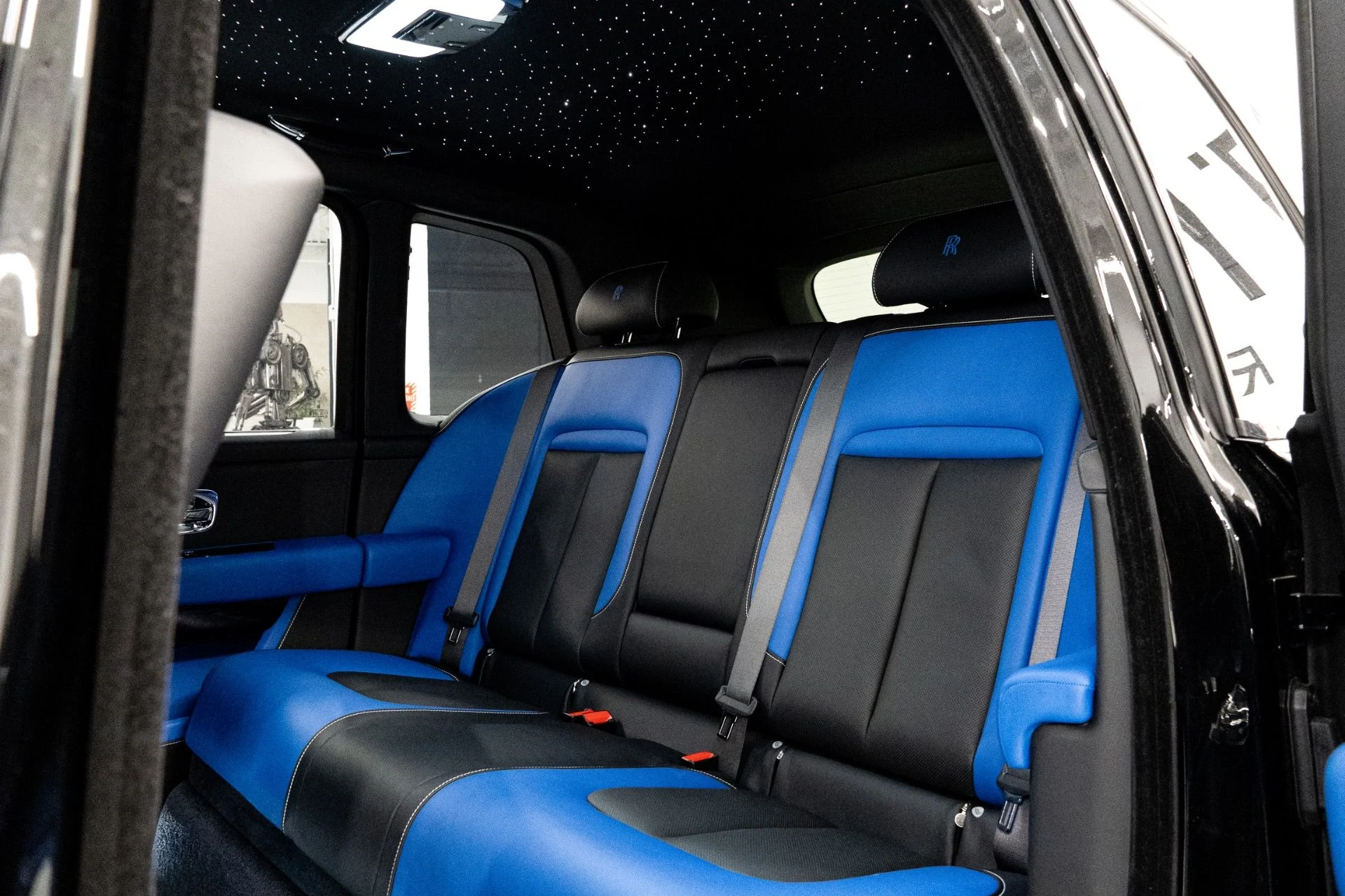 mph020_255691130_Used_2022_Rolls_Royce_Cullinan_1772571310_393496517f