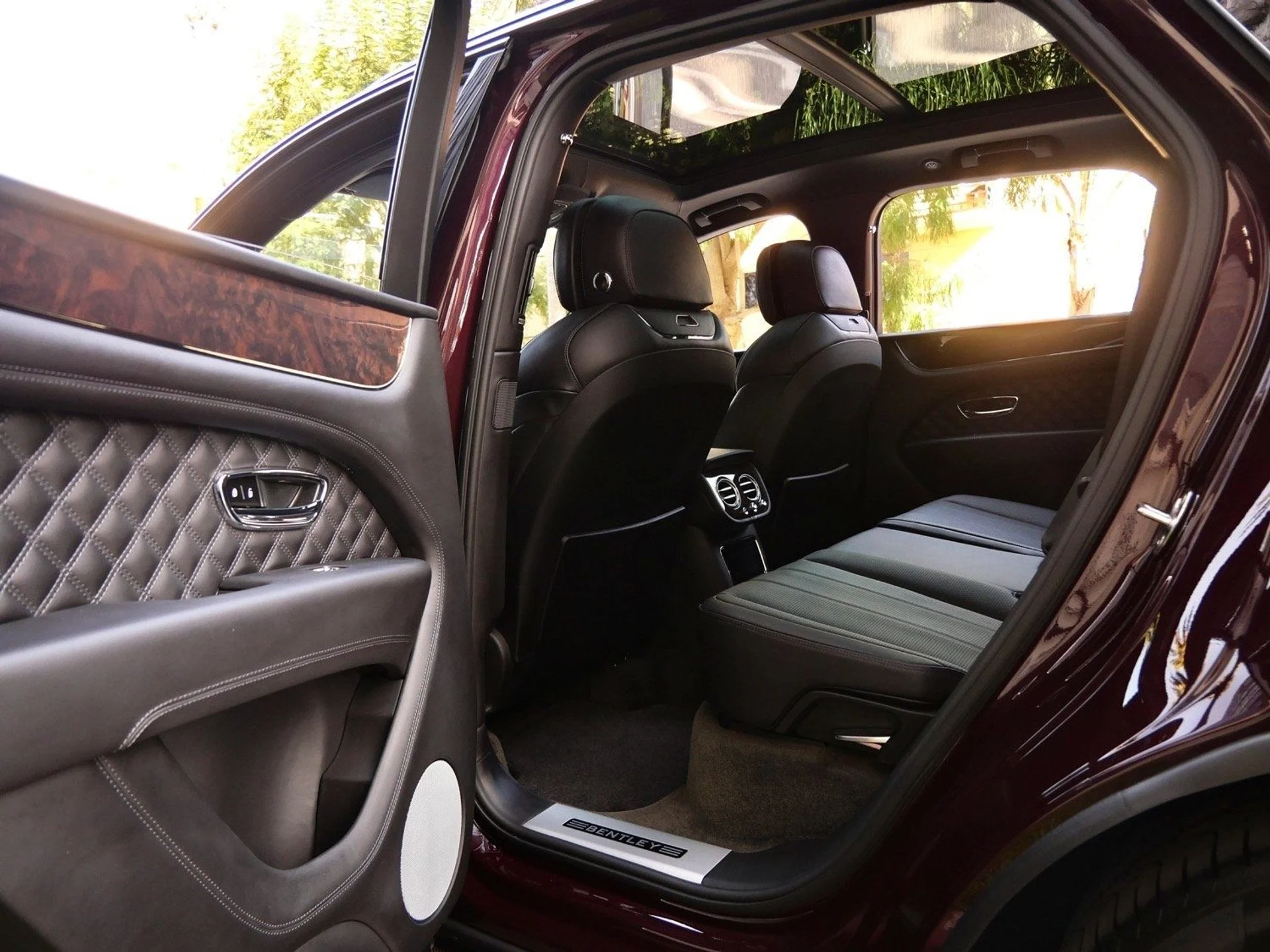 mph020_2557972074_c348d27797584c8d27b07ae7a691b450x_dbb7e40186