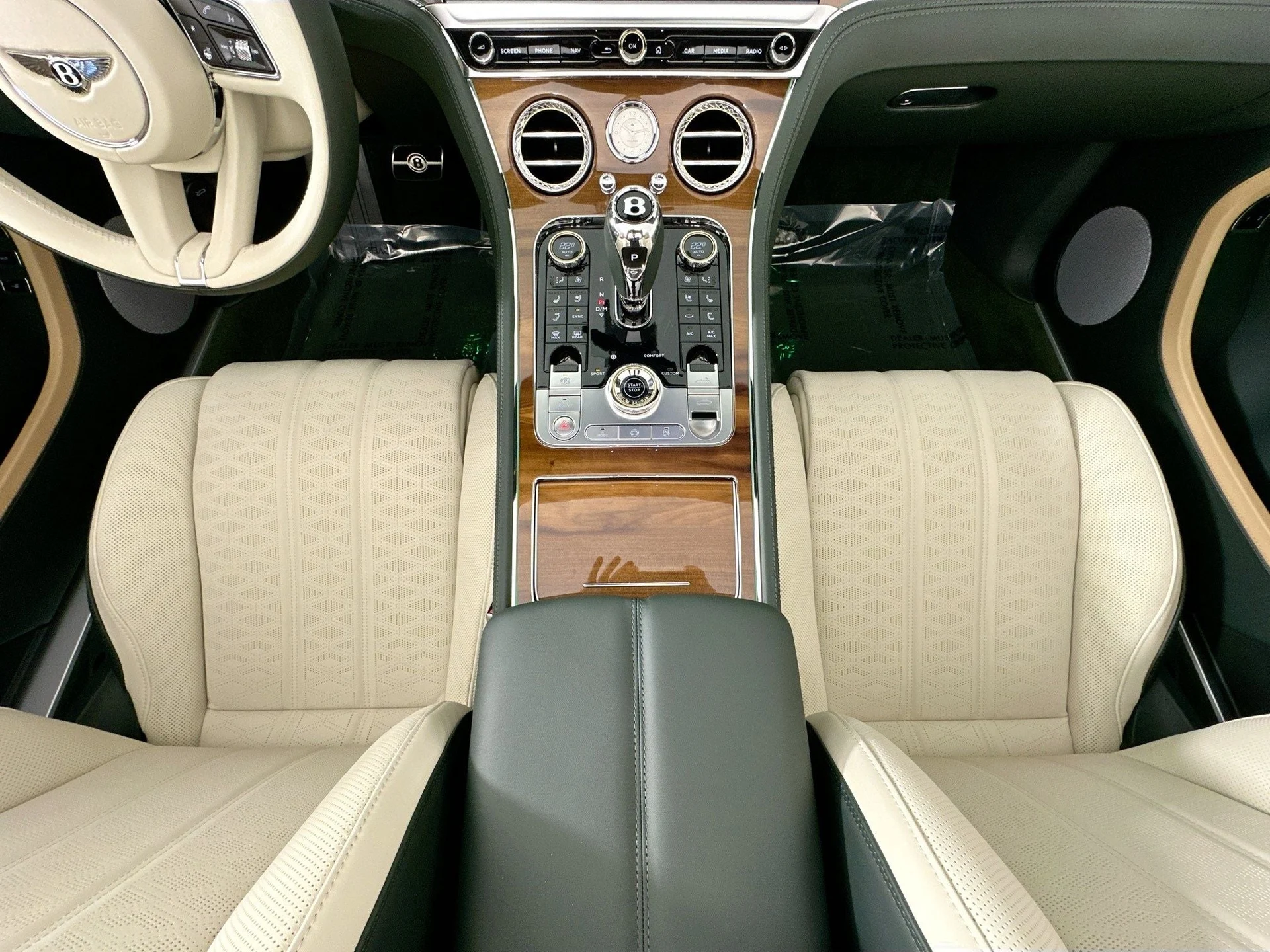 mph020_2560716304_21_aab8b6f841