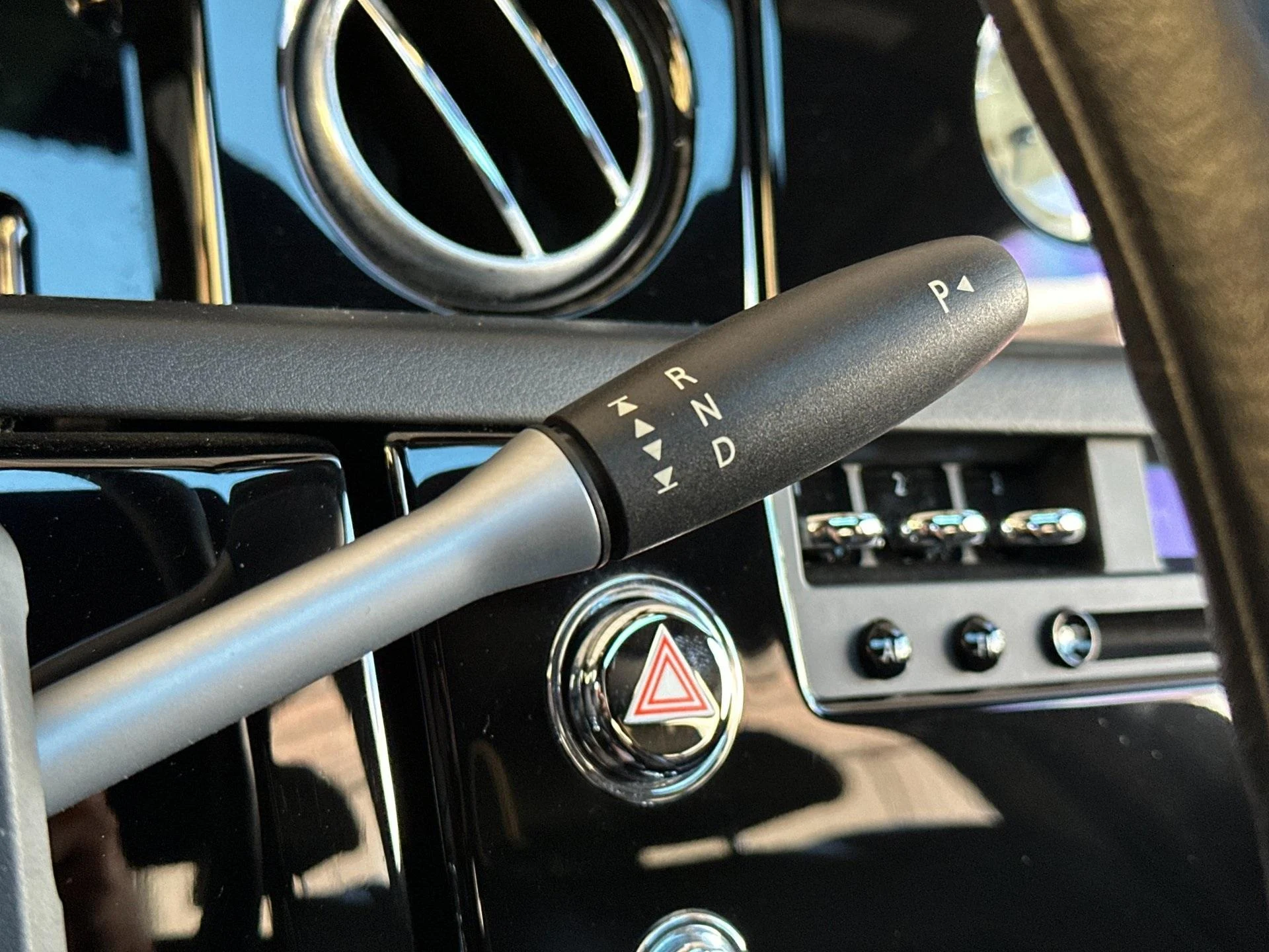 mph020_2561812916_Used_2008_Rolls_Royce_Phantom_Series_I_1751459102_979774059e