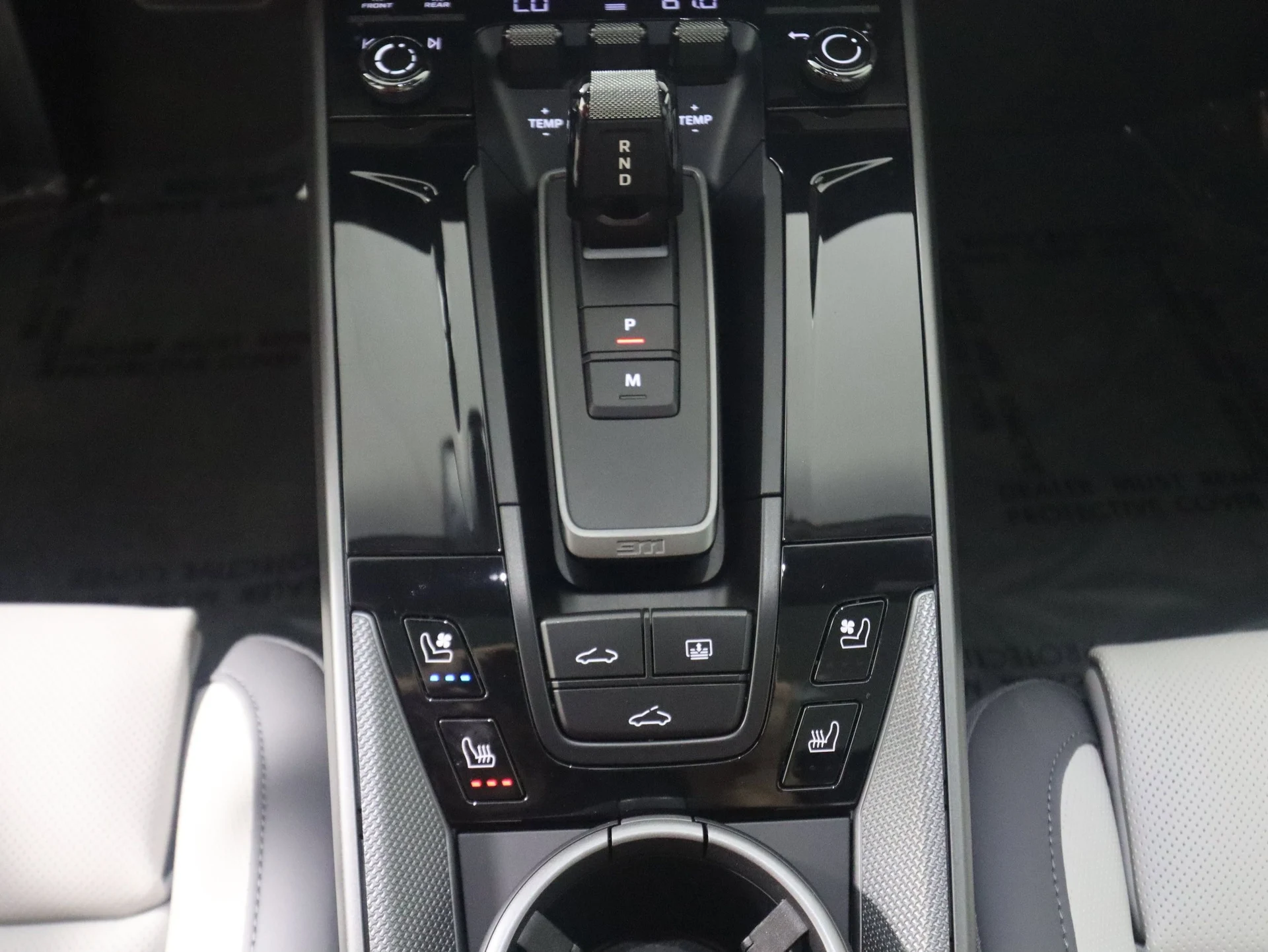 mph020_2563941624_54f3c4ca26c1e0fac9f5eceeea7f5142x_98677c2257