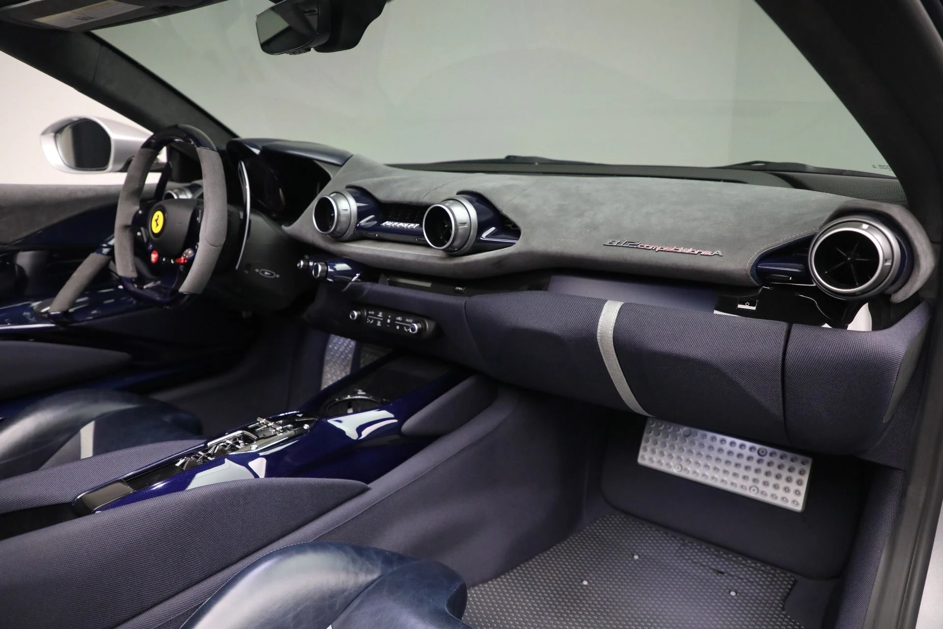 mph020_2567837478_Used_2024_Ferrari_812_Competizione_A_1765398640_a0df601eb7