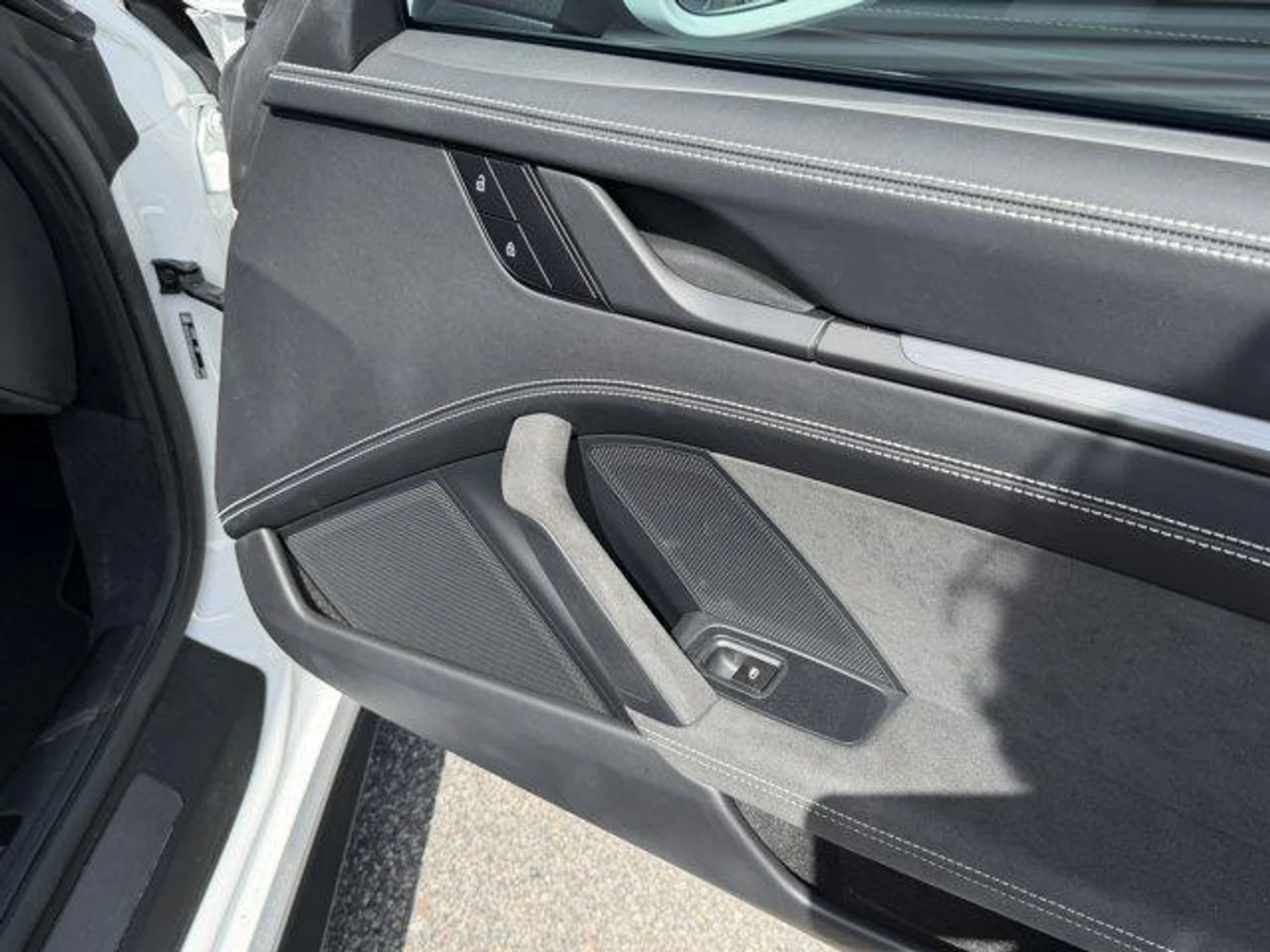 mph020_2579756928_zp_WNCJR_Sp_T_Dj_J_Nx_At3_RZN_2ik8o_67dd2e7736