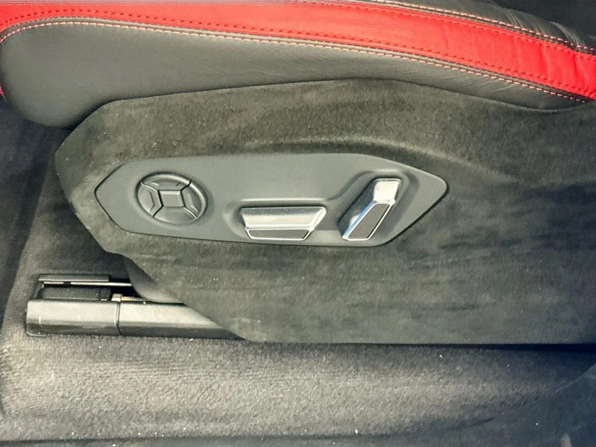 mph020_2585822895_625bcb60795e8fe2f0b728396c43b720_e14660d137