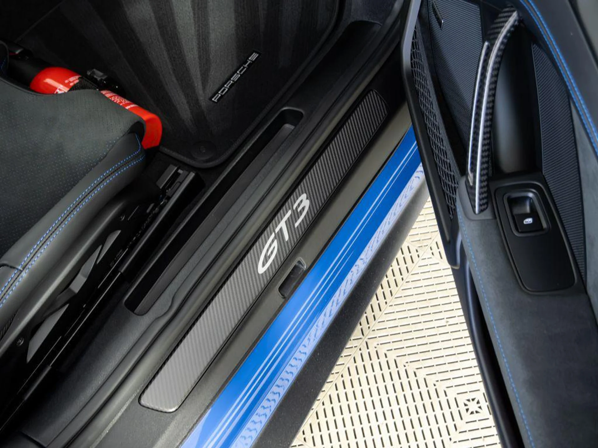 mph020_2588918373_B_Lh_ON_9q_Jx_Bv_Rk_E_Mv_UPL_5ud4pv5_Q_2272b3e058