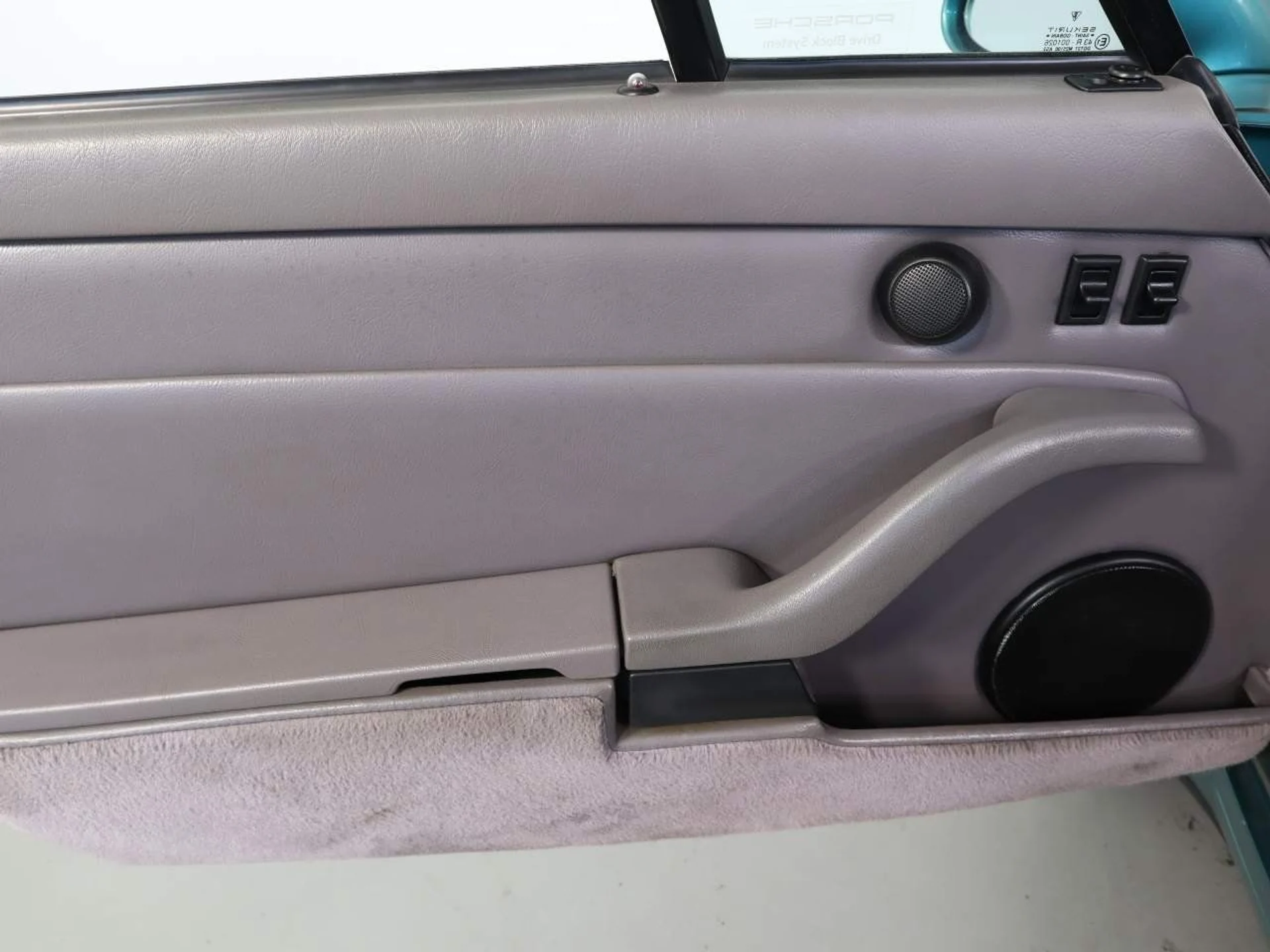 mph020_2591193806_b1f1f4b2591e0e55921177ed12e8dfa8_febb9f37ab