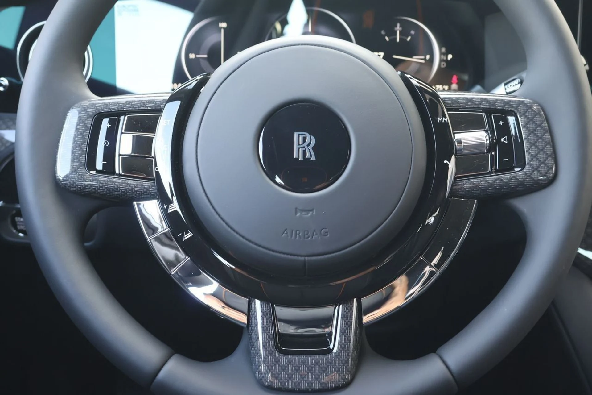 mph020_2592319380_21_15aa66b523