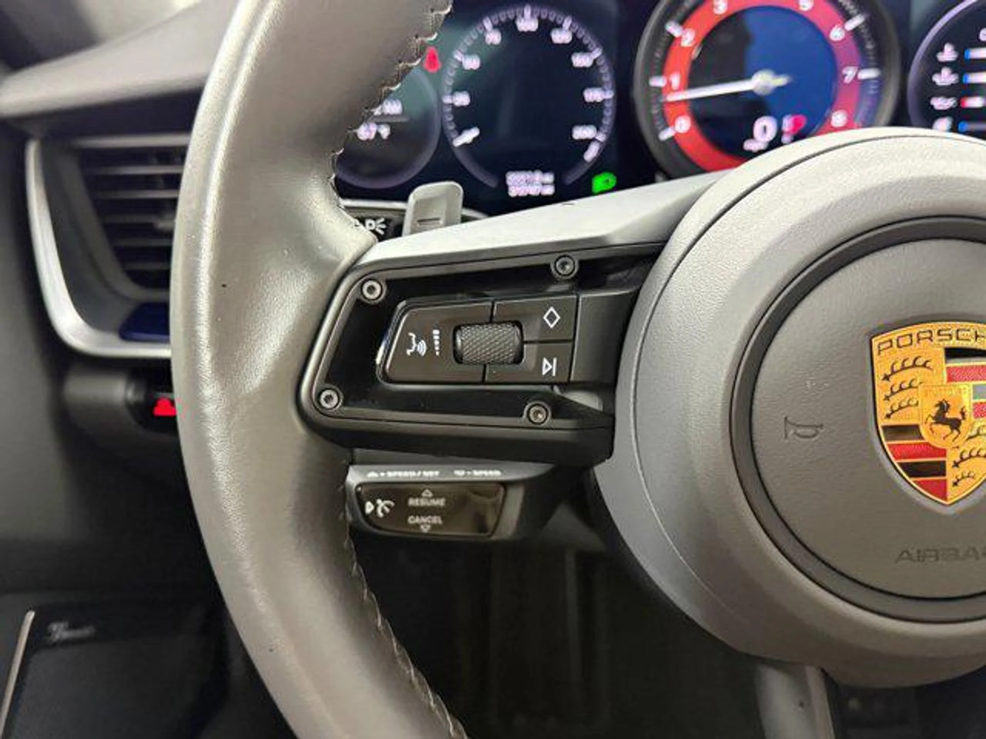 mph020_2593449078_v_CX_Bhr_Kx_Lw_X1_C_Ha_KQ_9j0_MOD_Nb7k_f9bceb4800