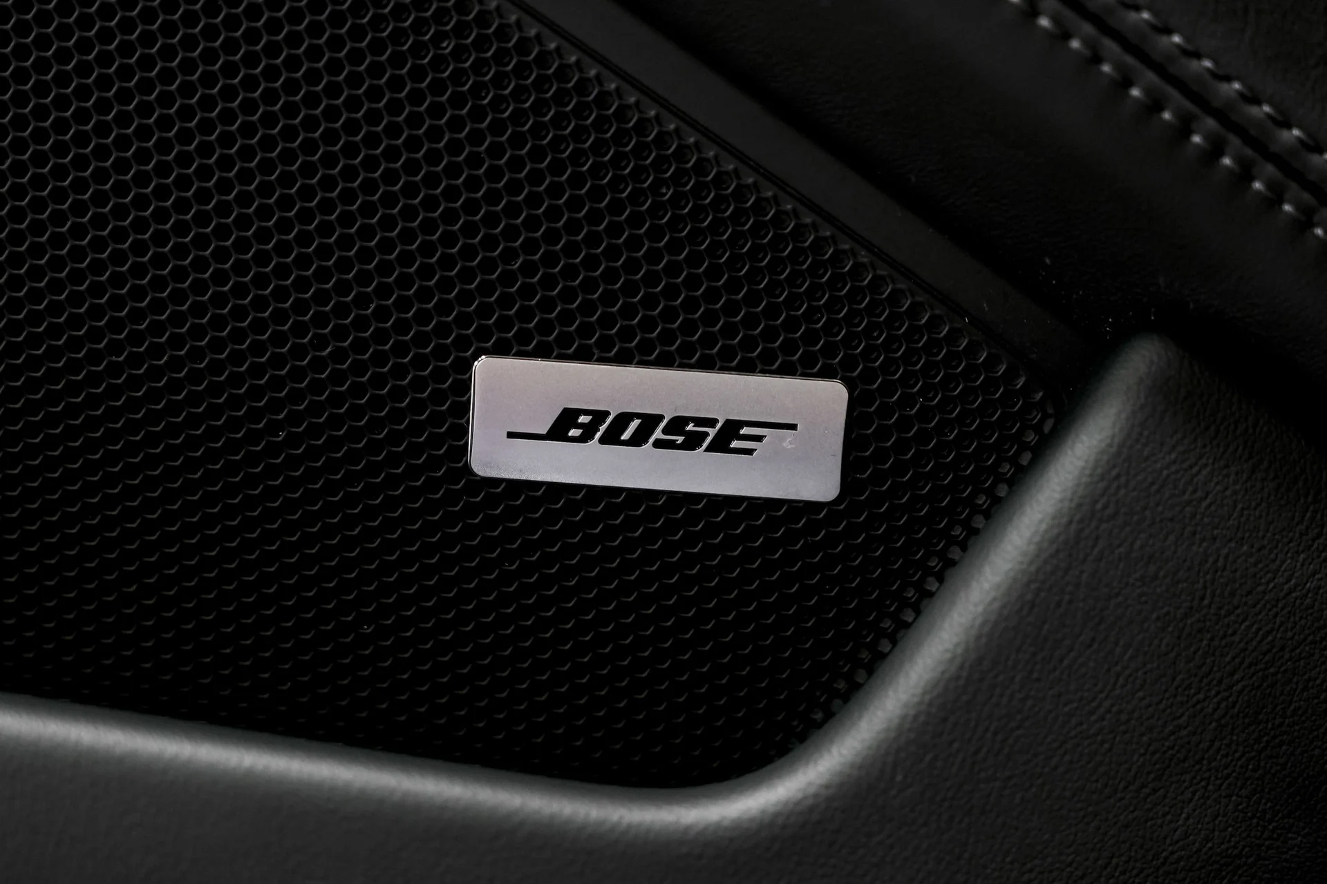 mph020_2600595928_bf0f483cd11e68d3d47e57a09cc5384ax_85dbee1081