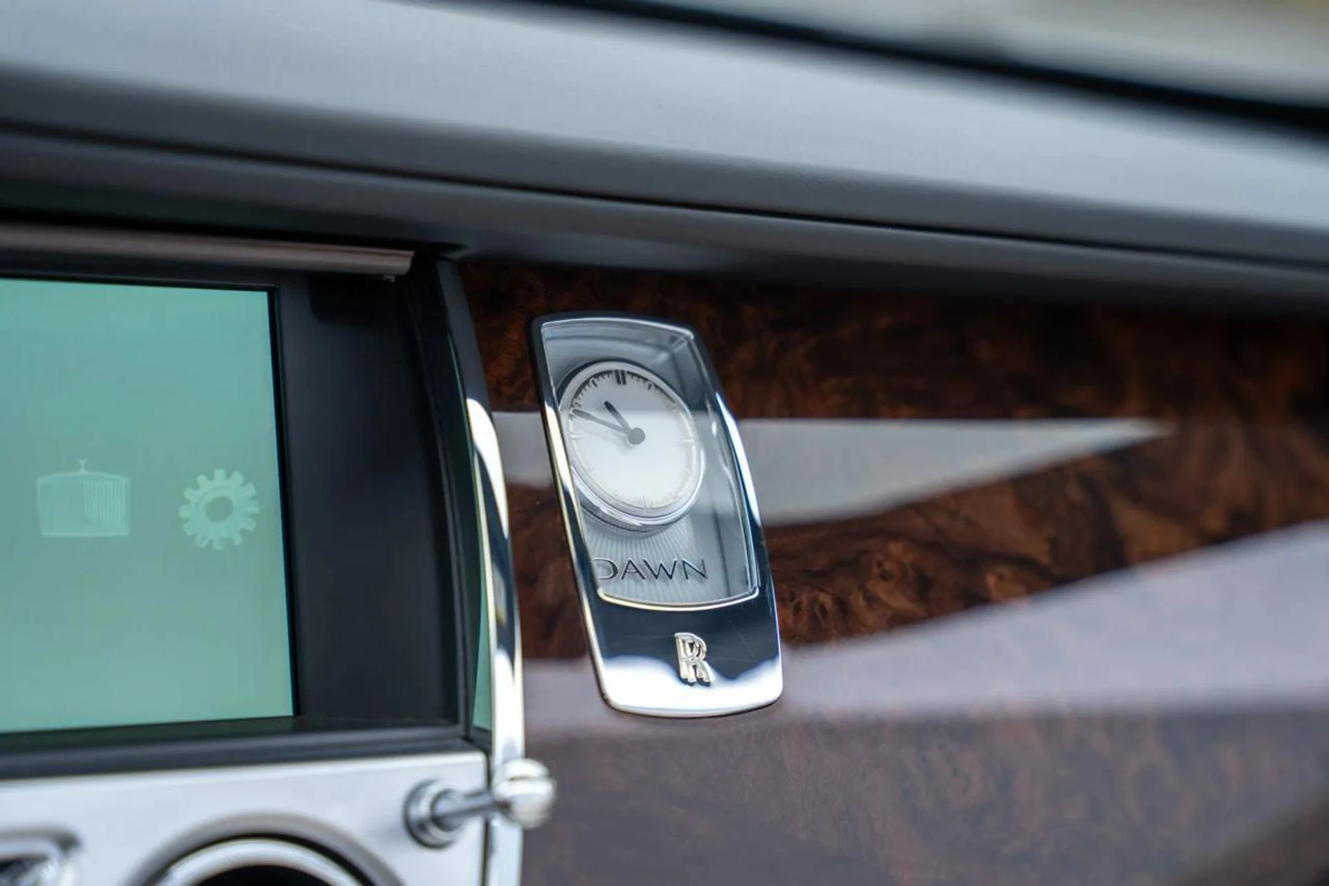 mph020_2604713792_5f9ee5e7518264e725dbd1a0e53a3a81_429ee24aee