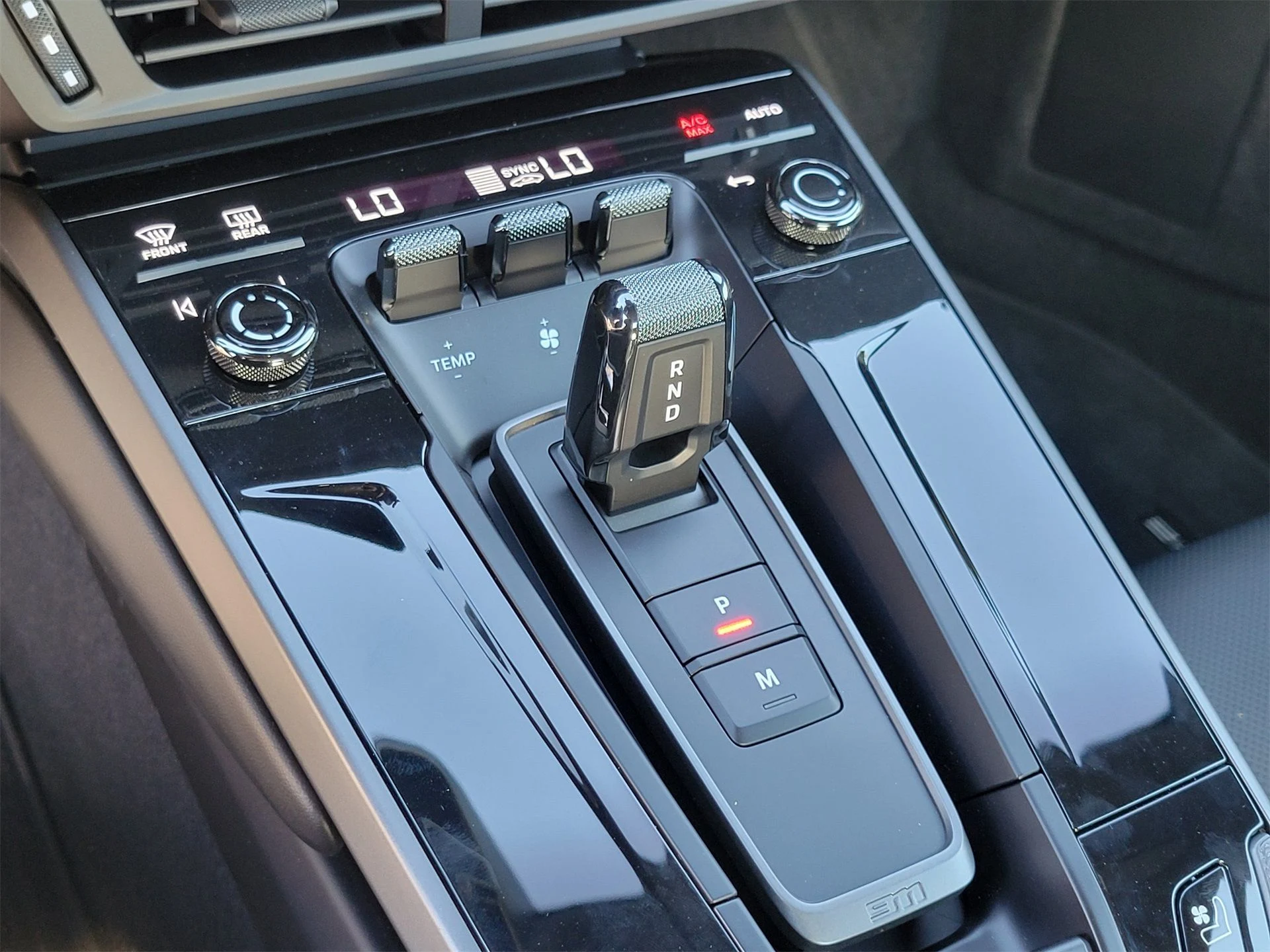 mph020_2605854186_ccb0c91cd3f96327e8efd3bfe1b38e81_6e989c11cf