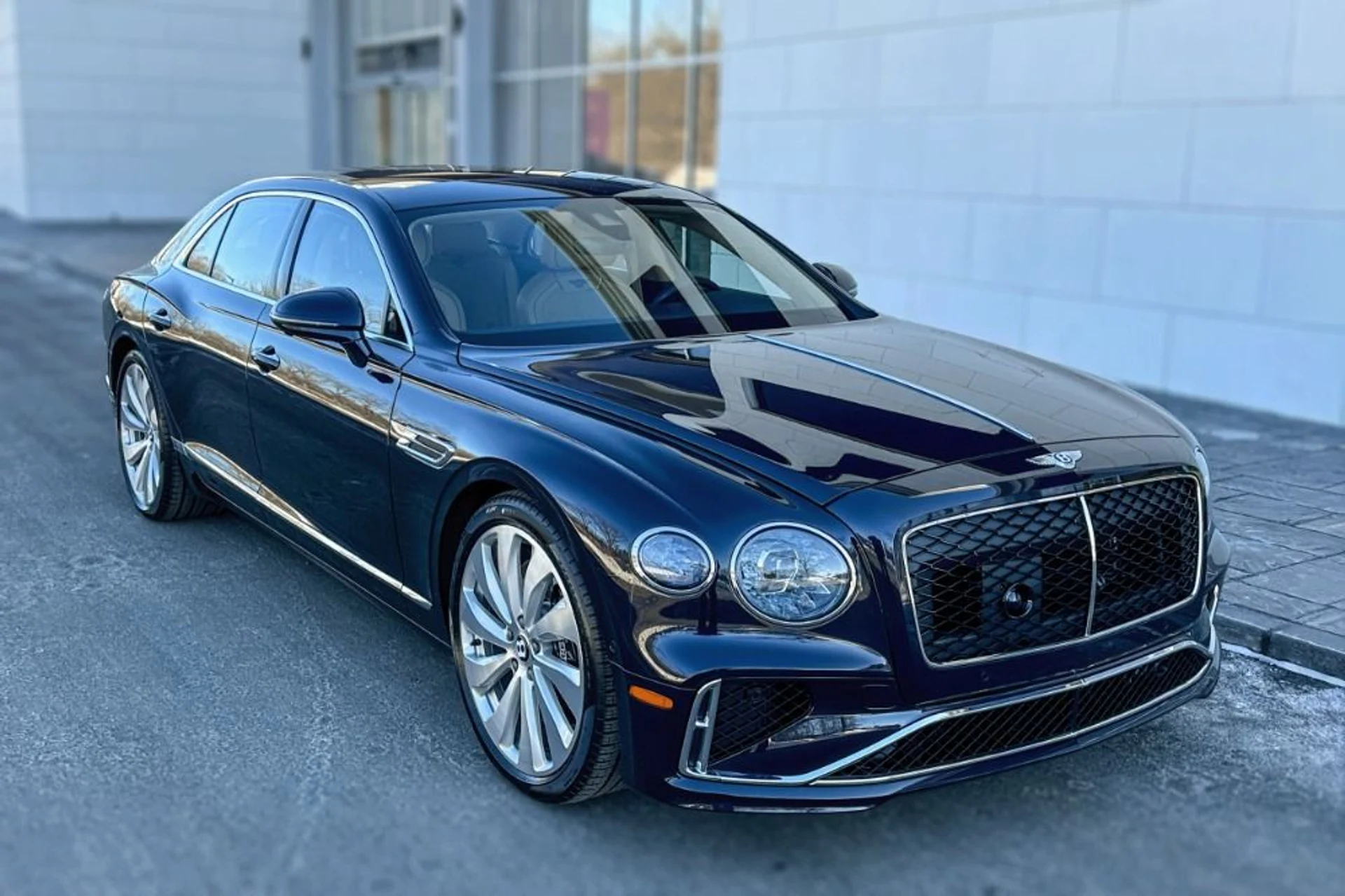 mph020_2606386187_New_2026_Bentley_Flying_Spur_1770289044_5903fda7a0