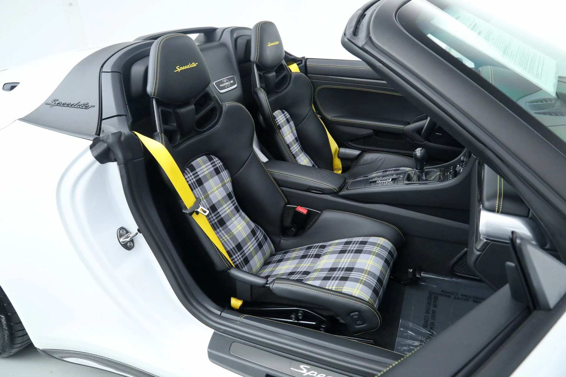 mph020_261359026_1e400503f16e52992cc54ce88e690847_18103c072e