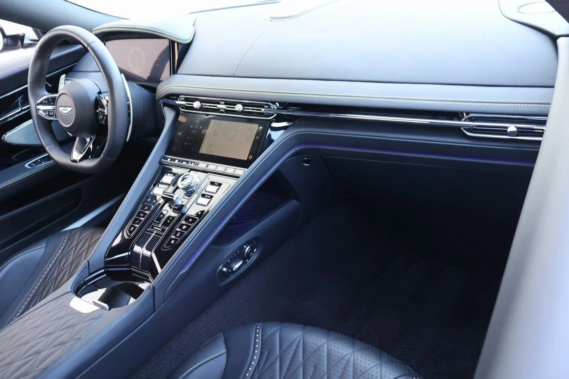 mph020_2614664191_21_0d832e394e