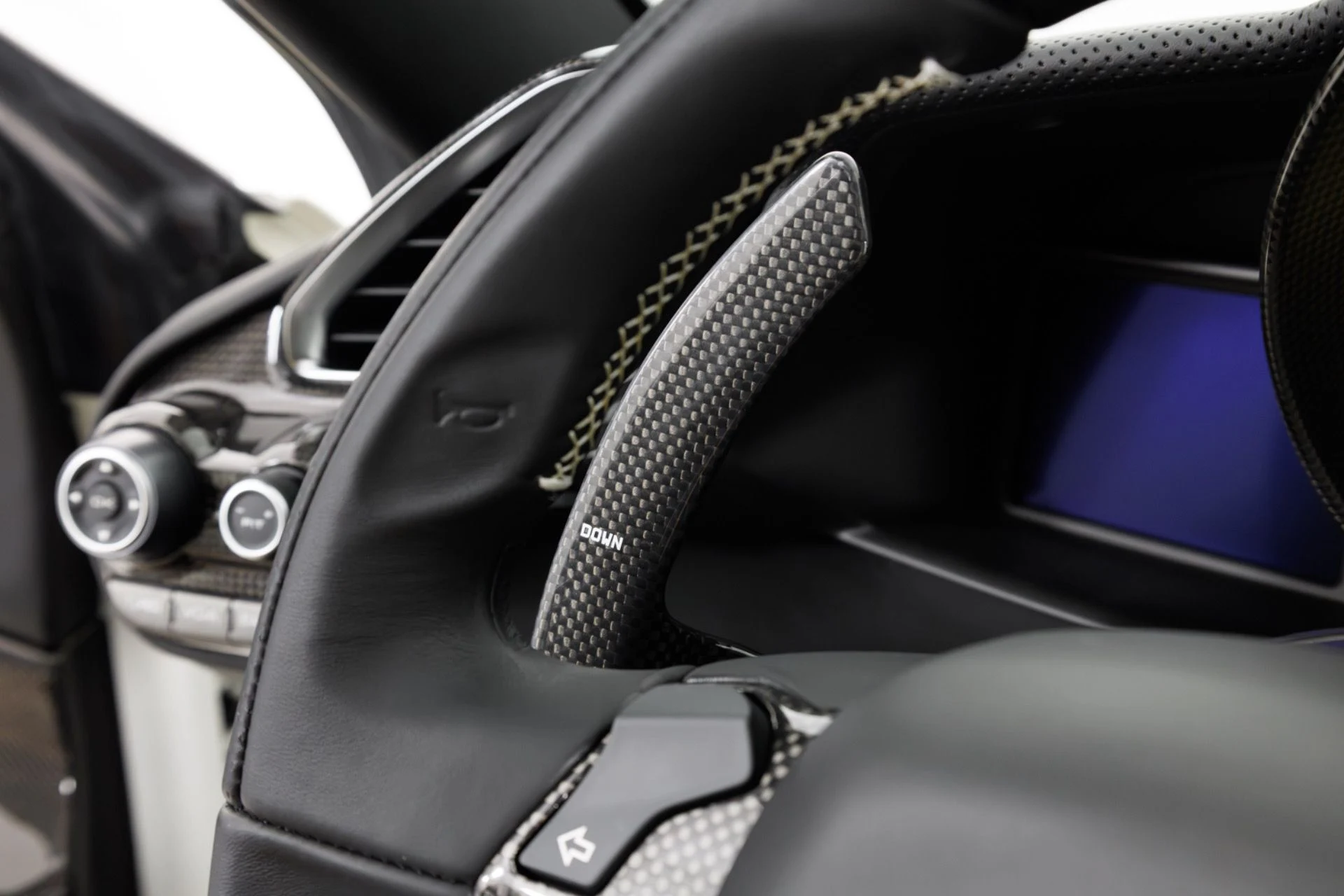 mph020_2616231590_Used_2020_Ferrari_488_Pista_1791475678_72cdce8821