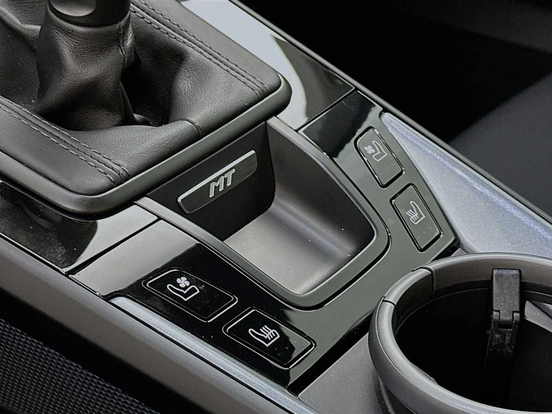 mph020_2617405707_642c4c4b9de9e63c6f3e0e2915de8911_c638985f58