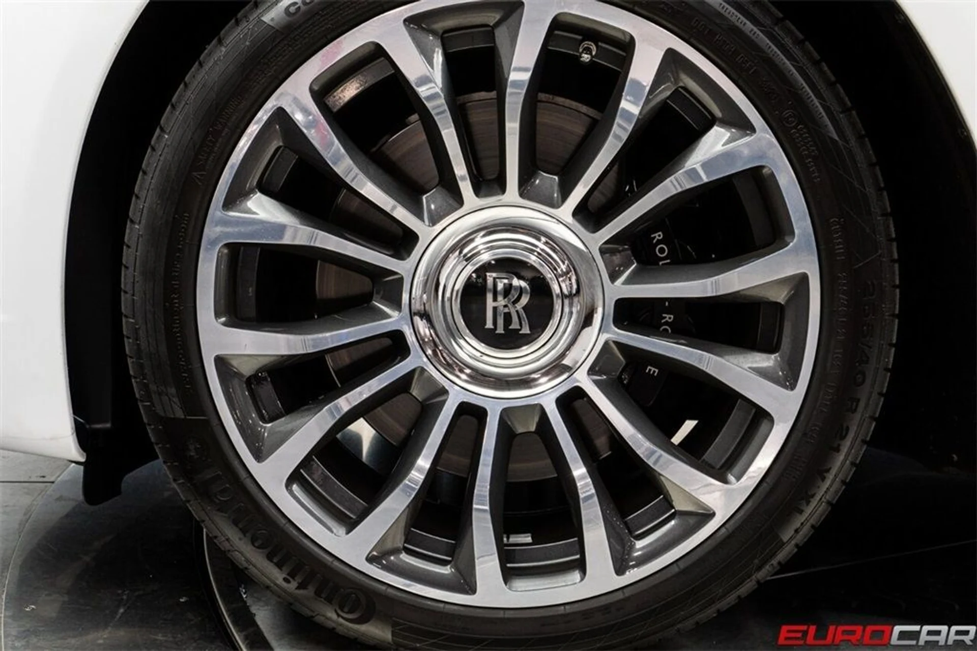 mph020_2618828599_image_21_095aeada94