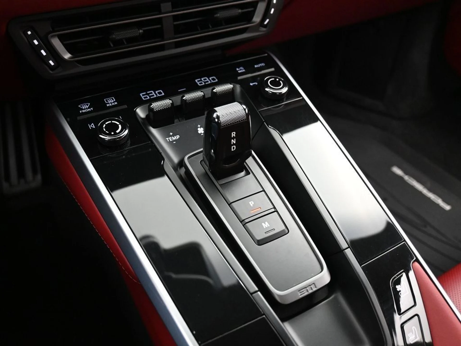 mph020_2621447595_da9031693940d7e2b5d1af9c3c6ee659_f2413269d9