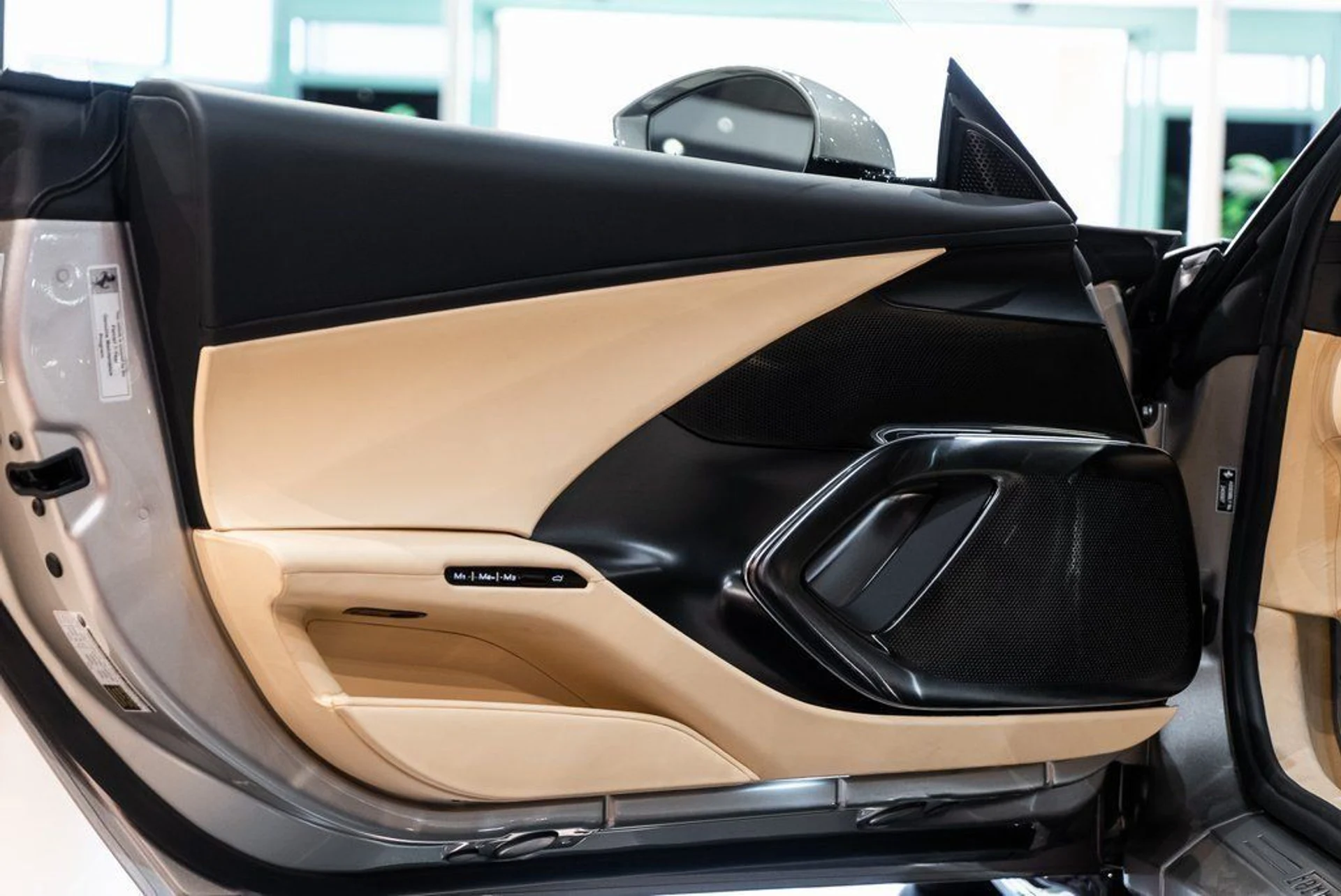 mph020_262854668_92a96a65327fcc8cf6f812ac93f79108_9dbba0850a