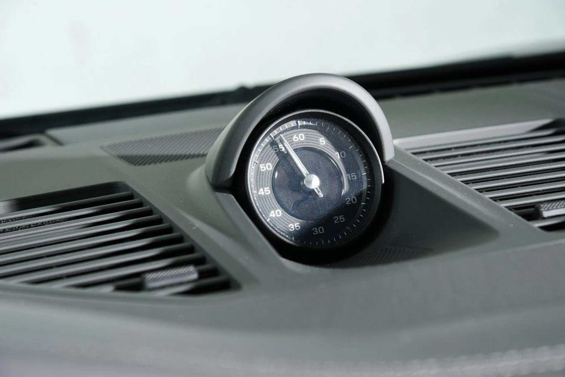 mph020_2630657985_v_I_Eg_YW_Bqd_V3r_Rmbkw8_Ch_VP_4brtc_589a5c325f