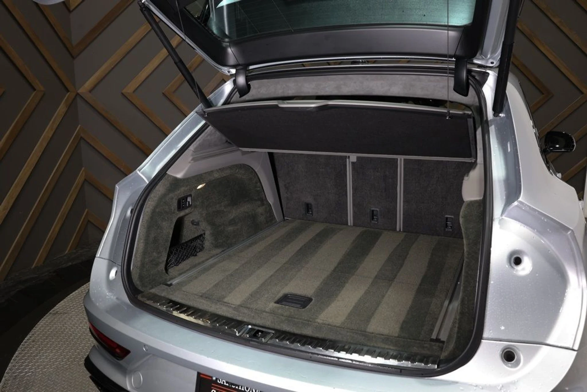 mph020_2633619812_vmf1m4yhdcfp9p0vqmfbrv9zn1xb_5d198eb89d