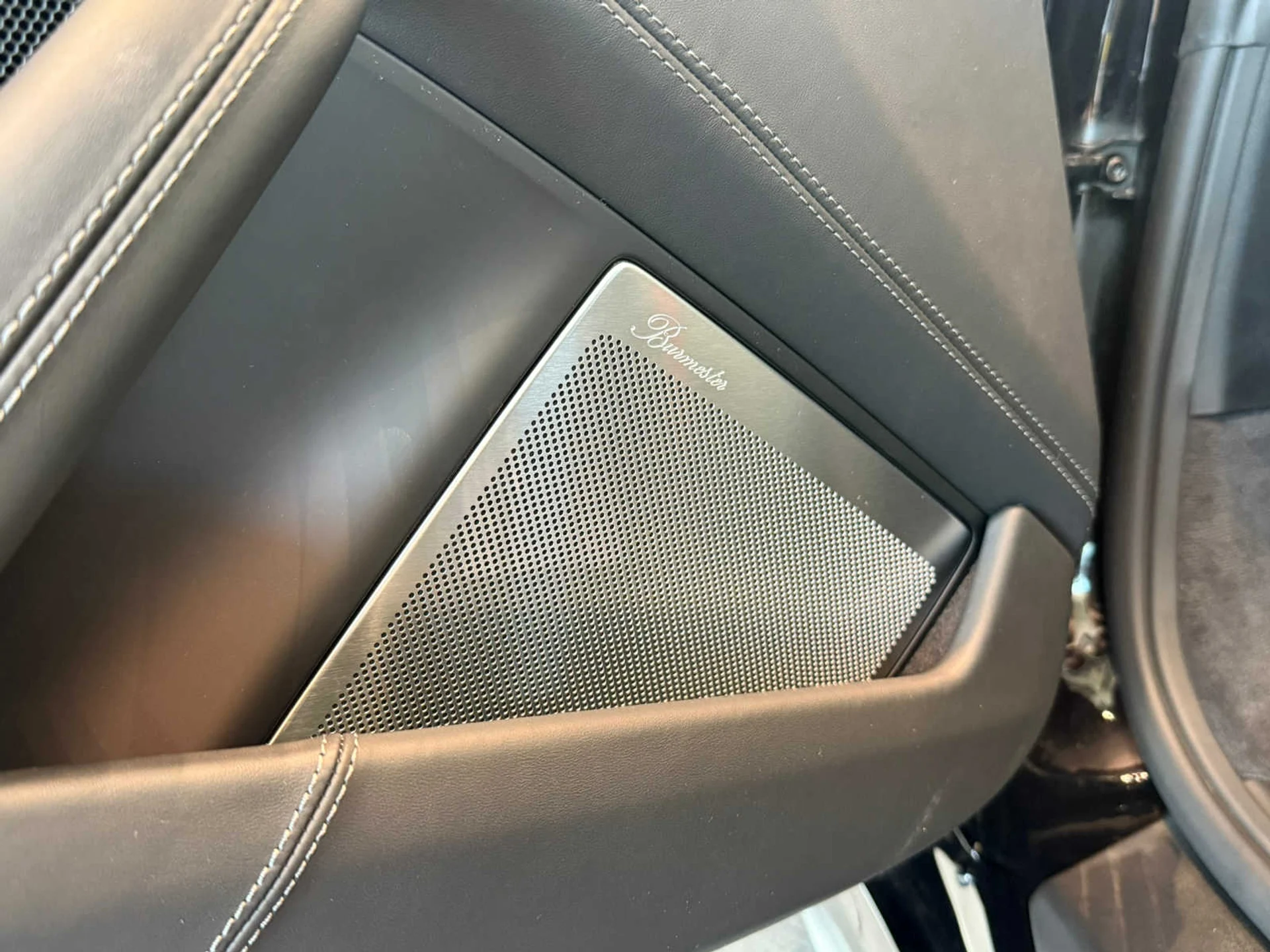 mph020_2638840830_d0cf5db6d2eff6a156623cb11f1b3456x_2279572ffc