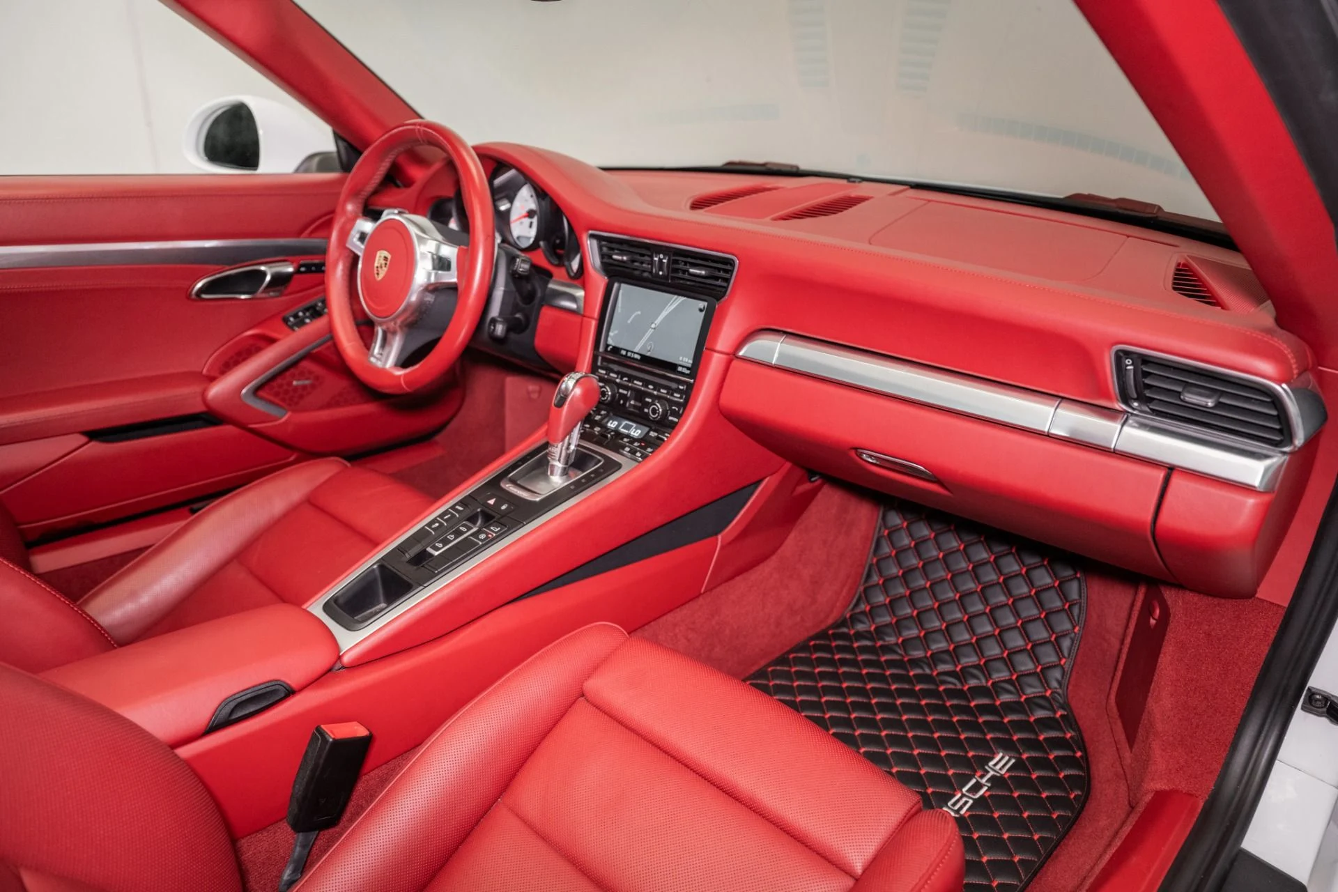 mph020_2641669418_Used_2016_Porsche_911_Carrera_S_1758126230_97cdf71f22