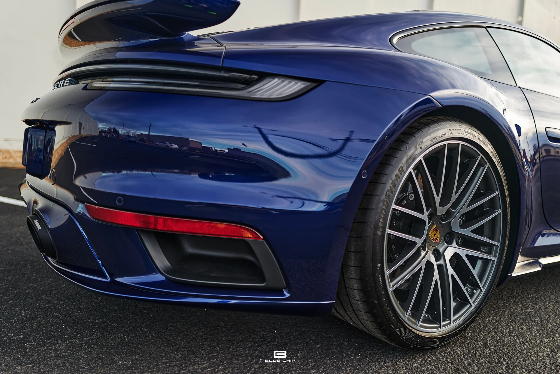 mph020_2642298524_69b06d73a8e2174e89b551e5_L1190083_d207e5e9b3