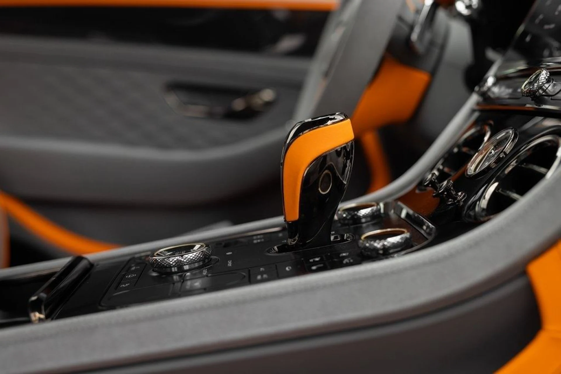 mph020_2644793785_89fb4de4bb1a4c25bba9e79a514c708bx_ed6623296d