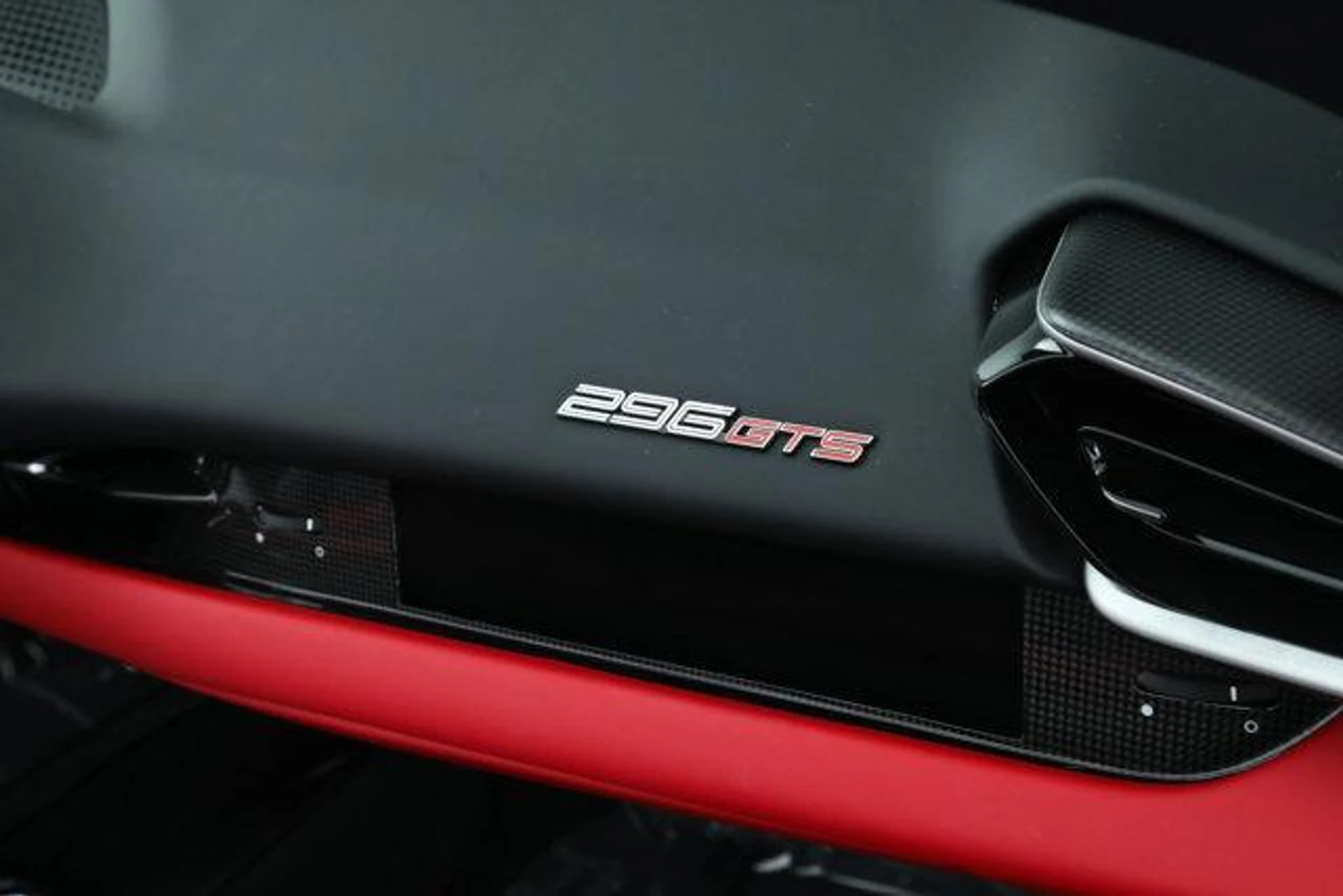 mph020_2644943436_1h_Mw_K9_GKGGXU_72jg_G62_Yvg9kj_A_9a50bea606