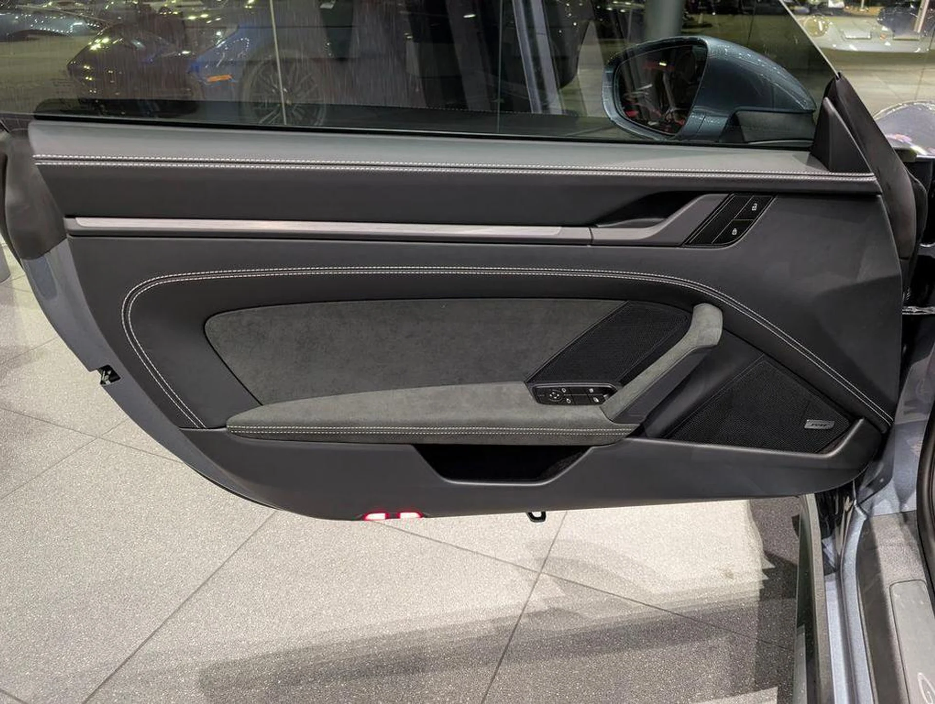 mph020_265552476_liyoyu_R08_IU_5jcq_Ex1e_G_Pp_UM_Oeo_ebfe8b1680